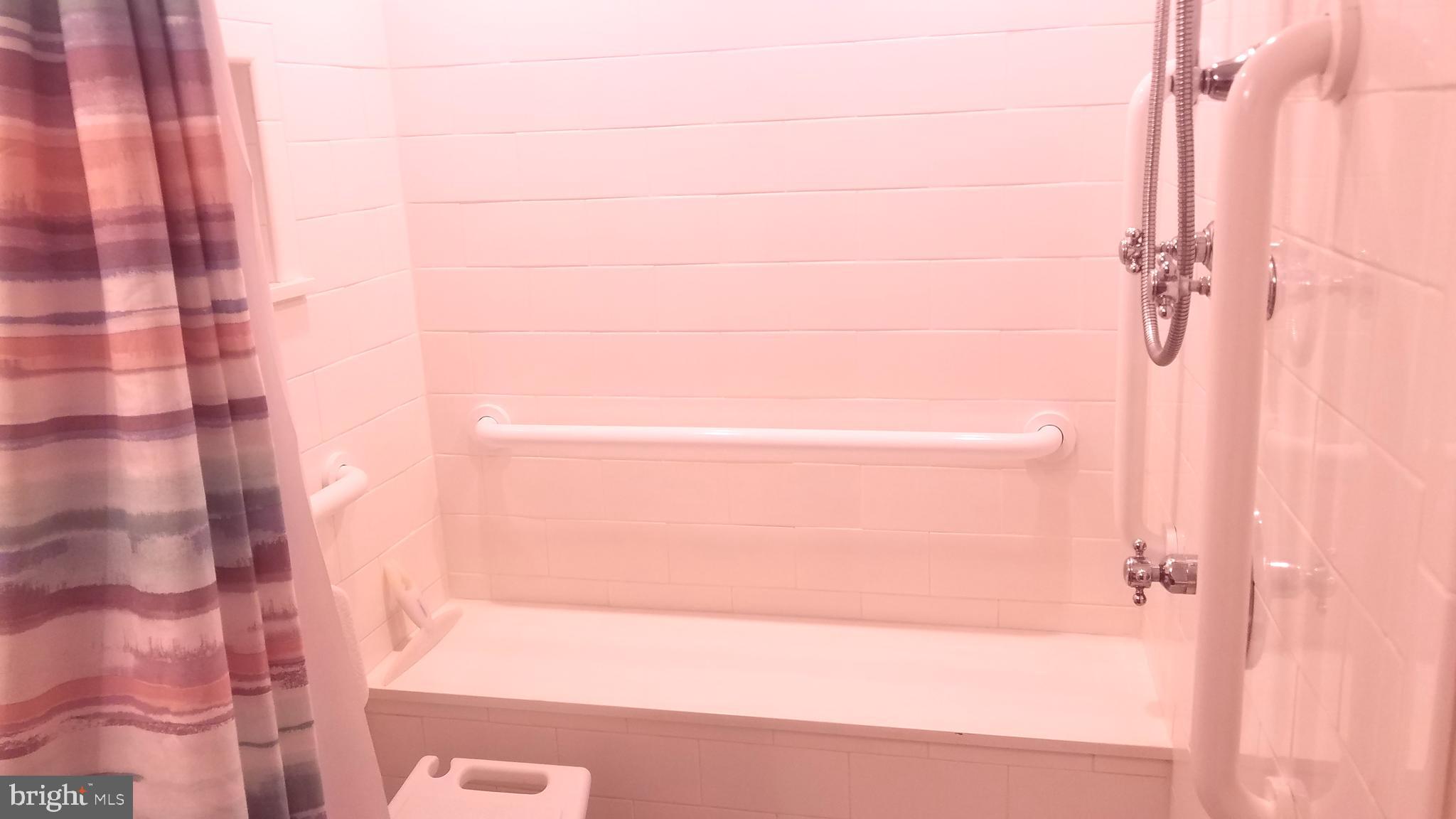 HILLANDALE HOMES - Residential