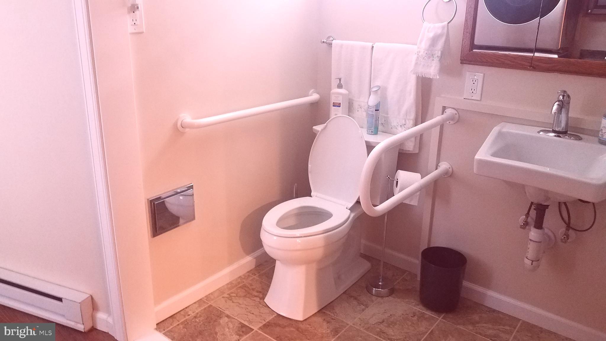 HILLANDALE HOMES - Residential