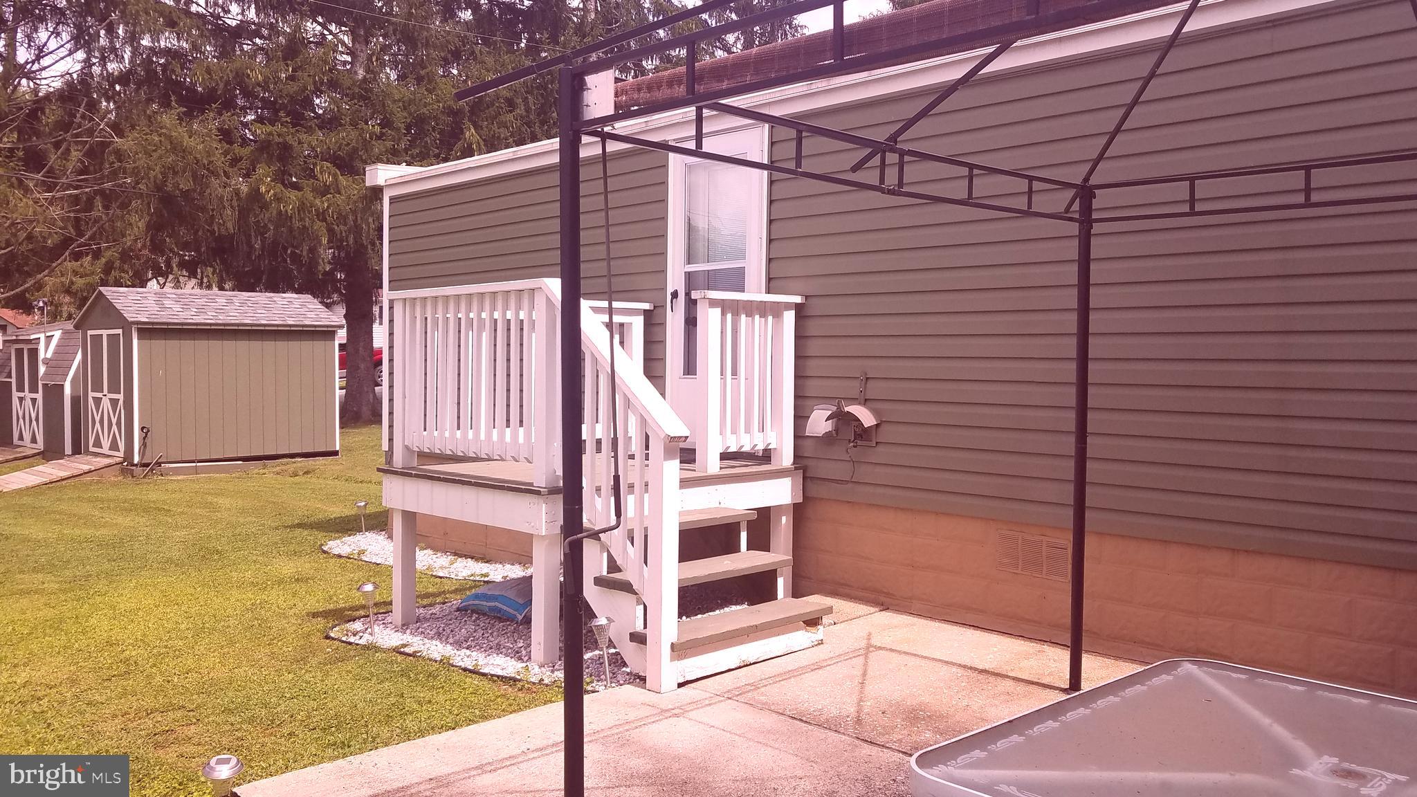 HILLANDALE HOMES - Residential