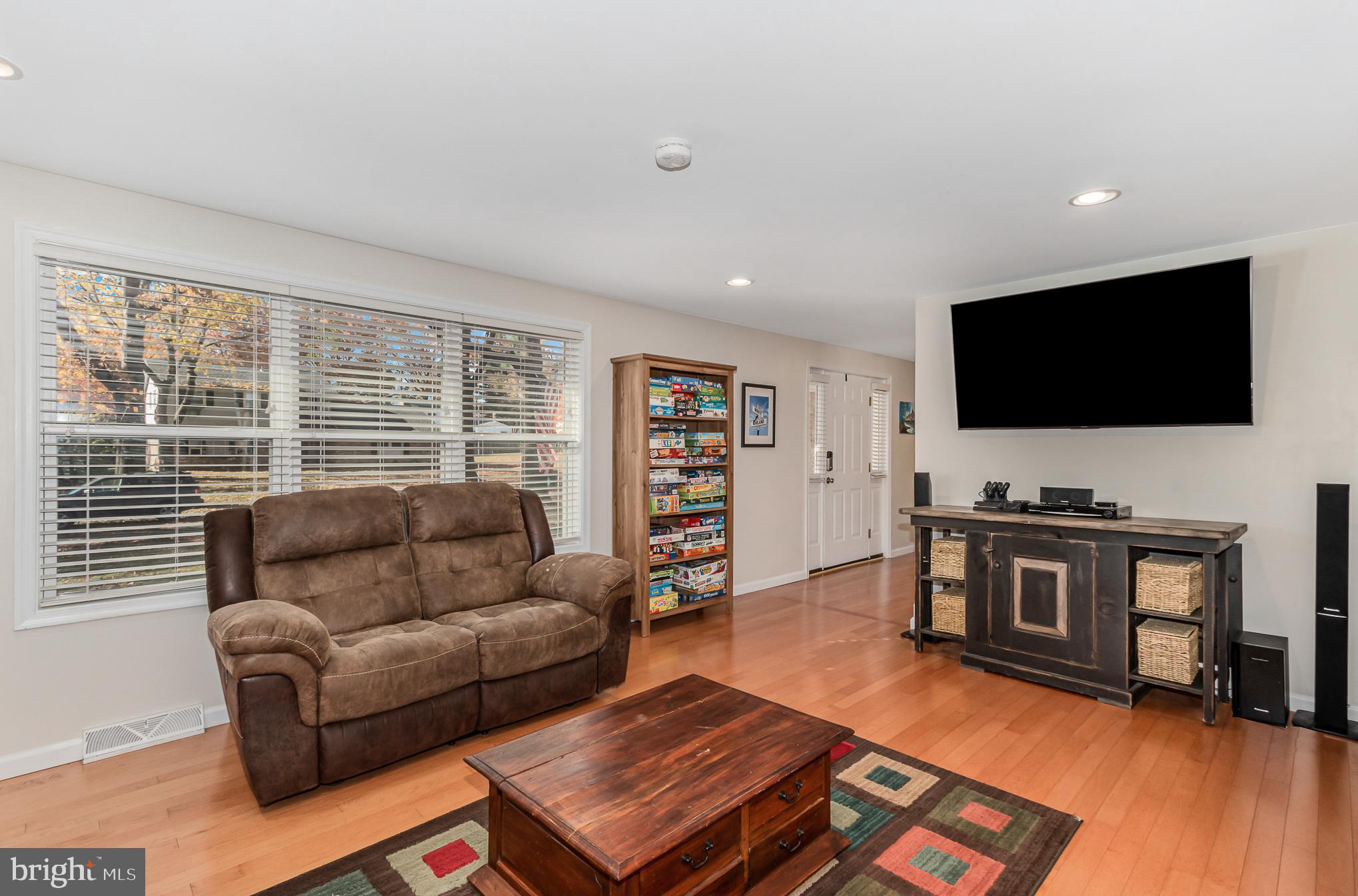 RIDGELAND - Residential