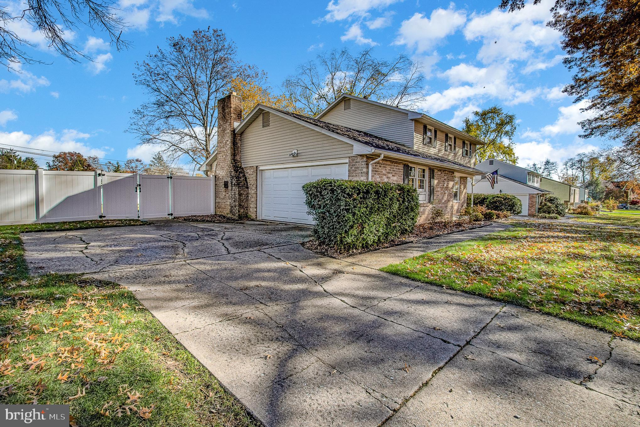 RIDGELAND - Residential