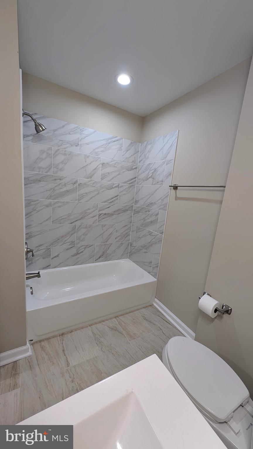 BELAIR-EDISON - Residential Lease