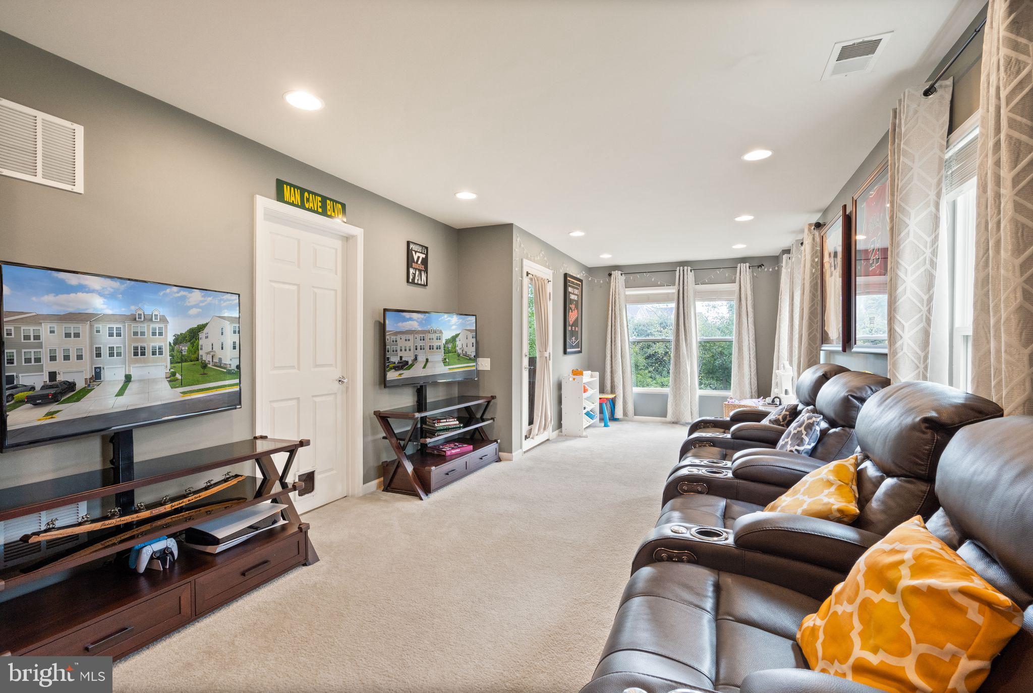 CHERRY HILL CROSSING CONDOMINIUM - Residential