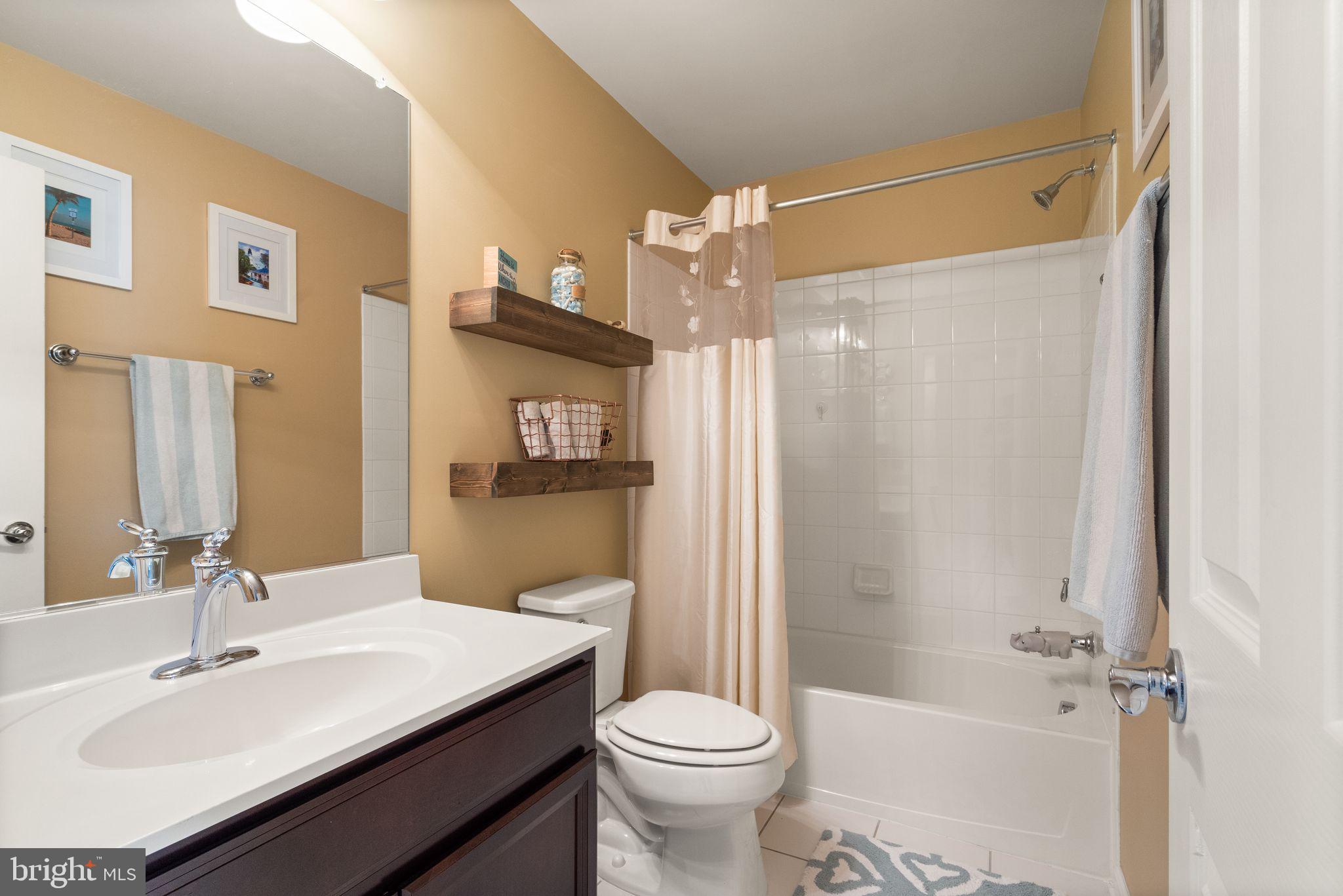 CHERRY HILL CROSSING CONDOMINIUM - Residential