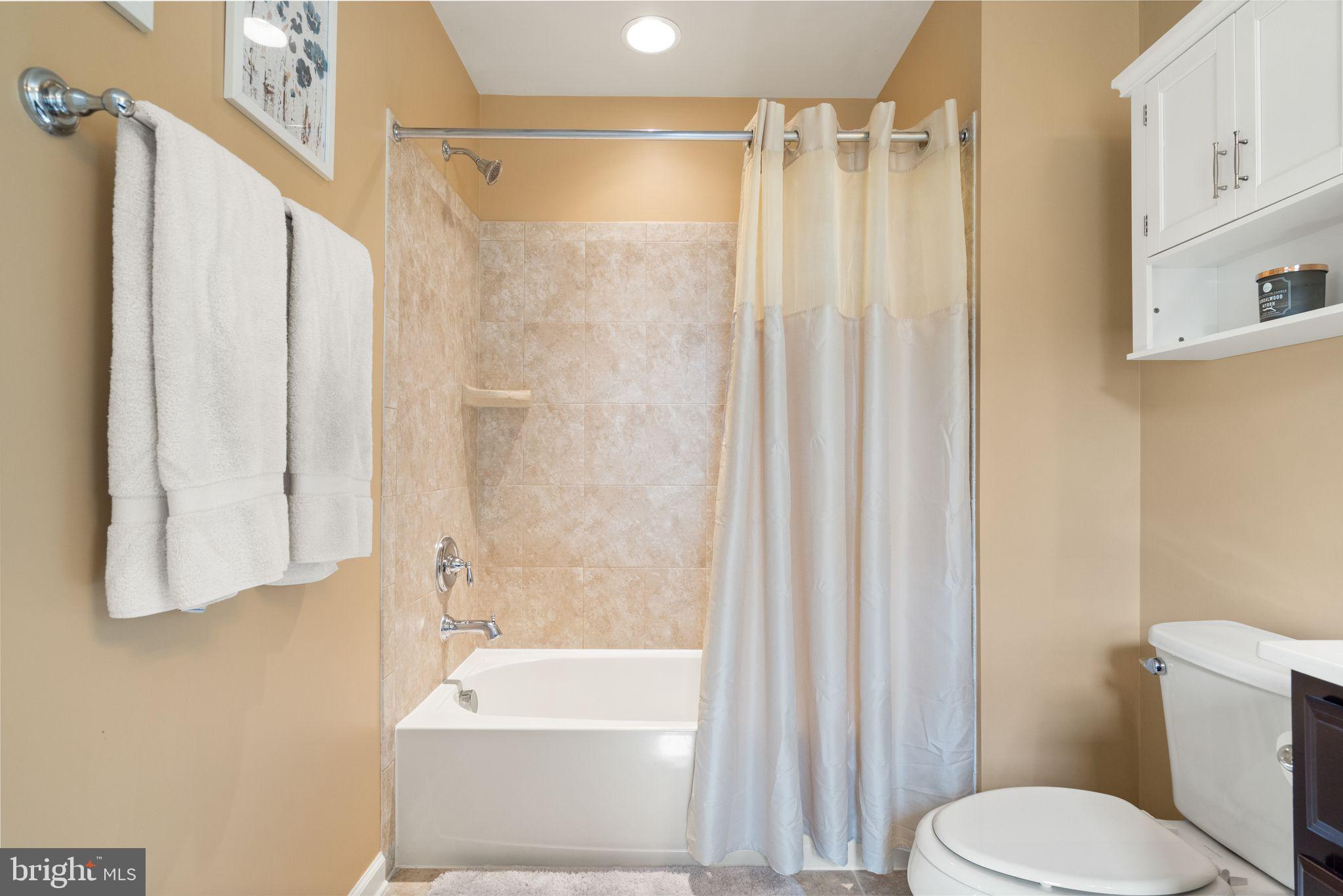 CHERRY HILL CROSSING CONDOMINIUM - Residential