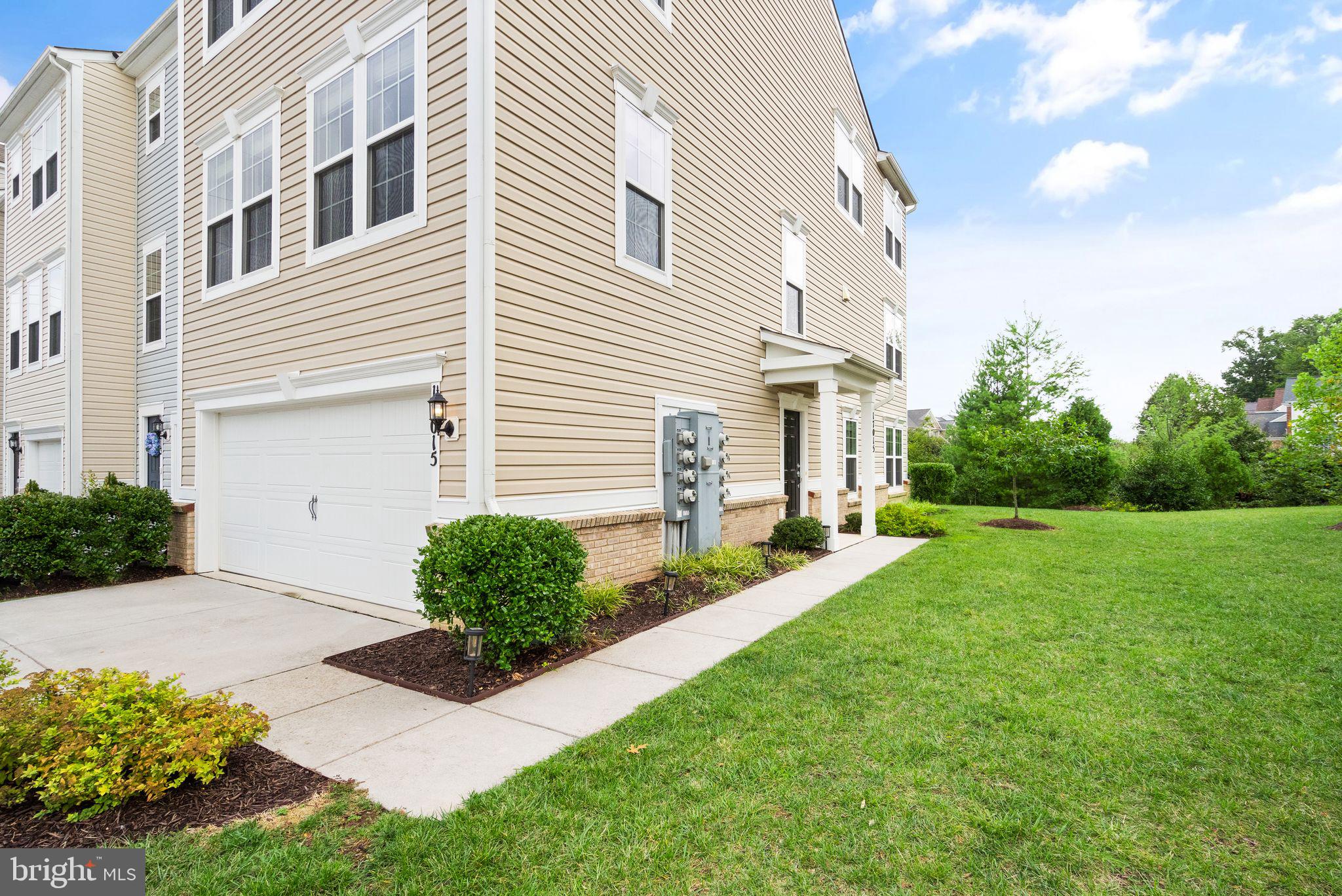 CHERRY HILL CROSSING CONDOMINIUM - Residential