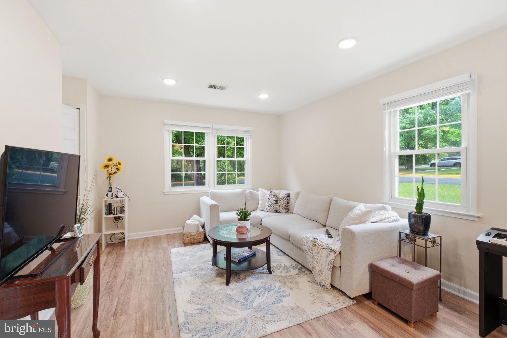7709 MATISSE WAY