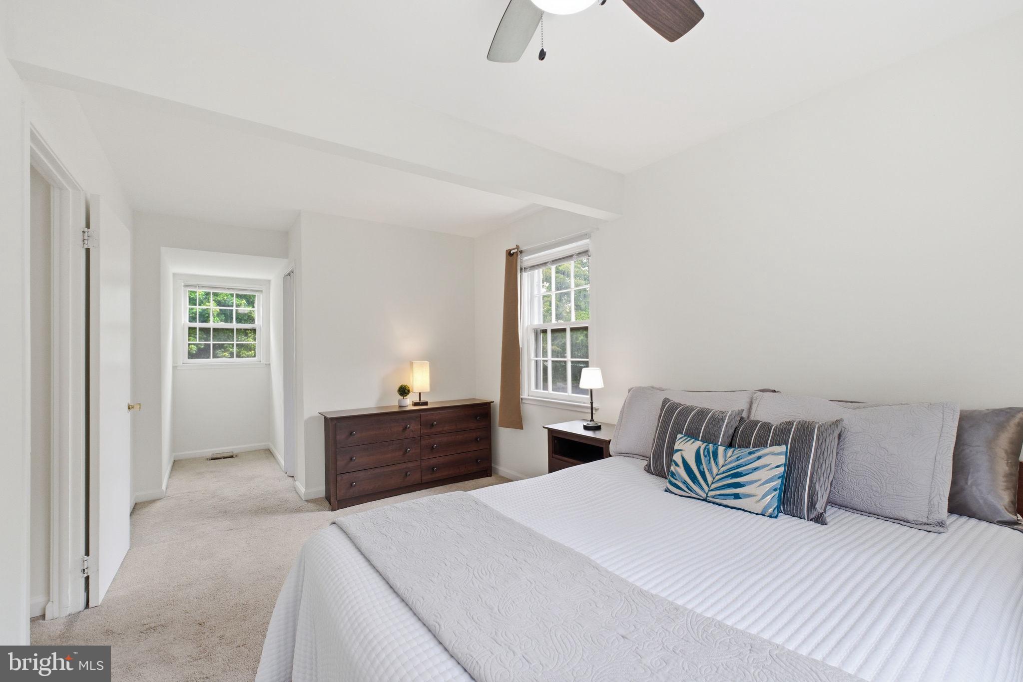 NEWINGTON STATION - Residential