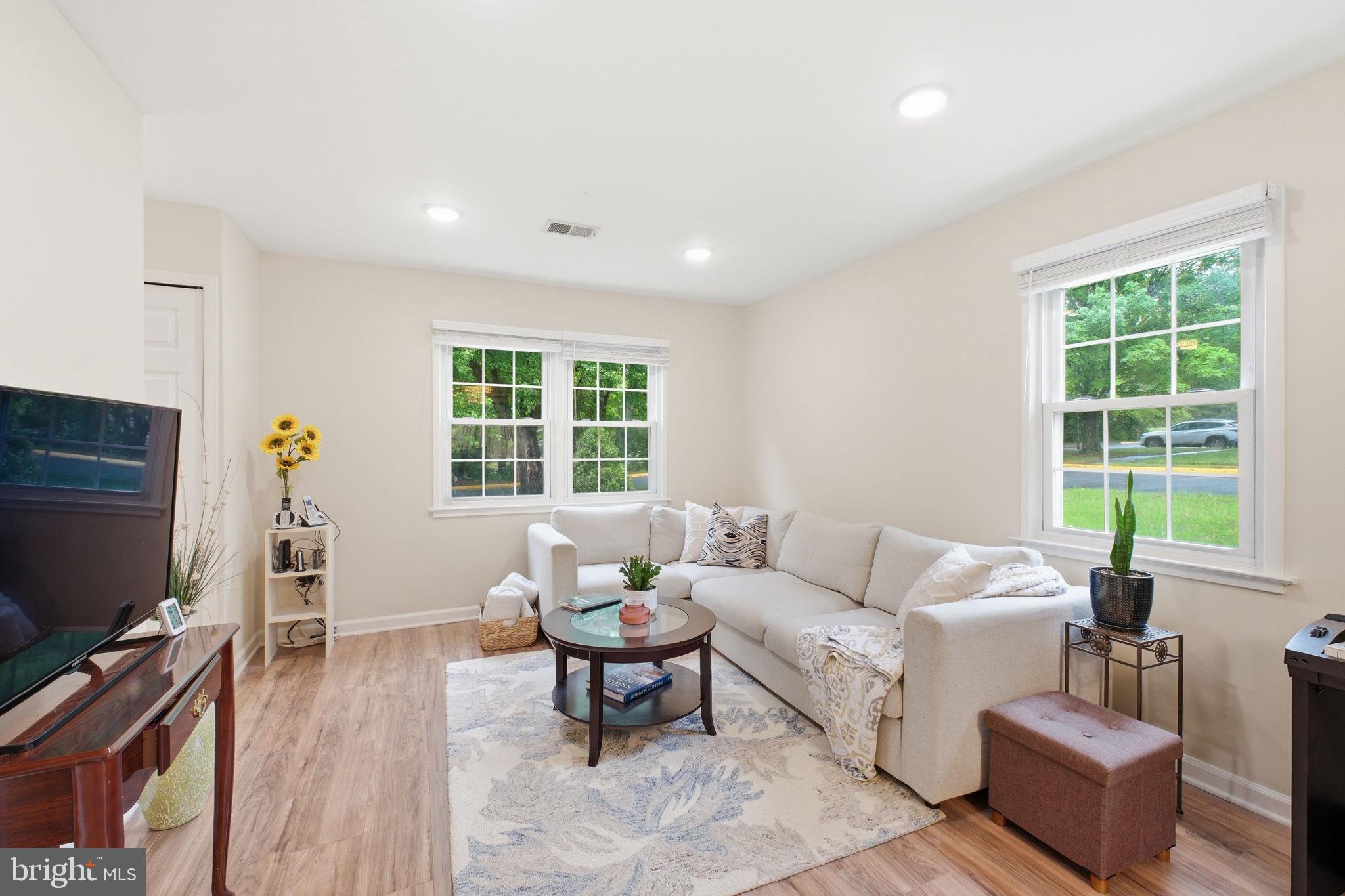 7709 MATISSE WAY