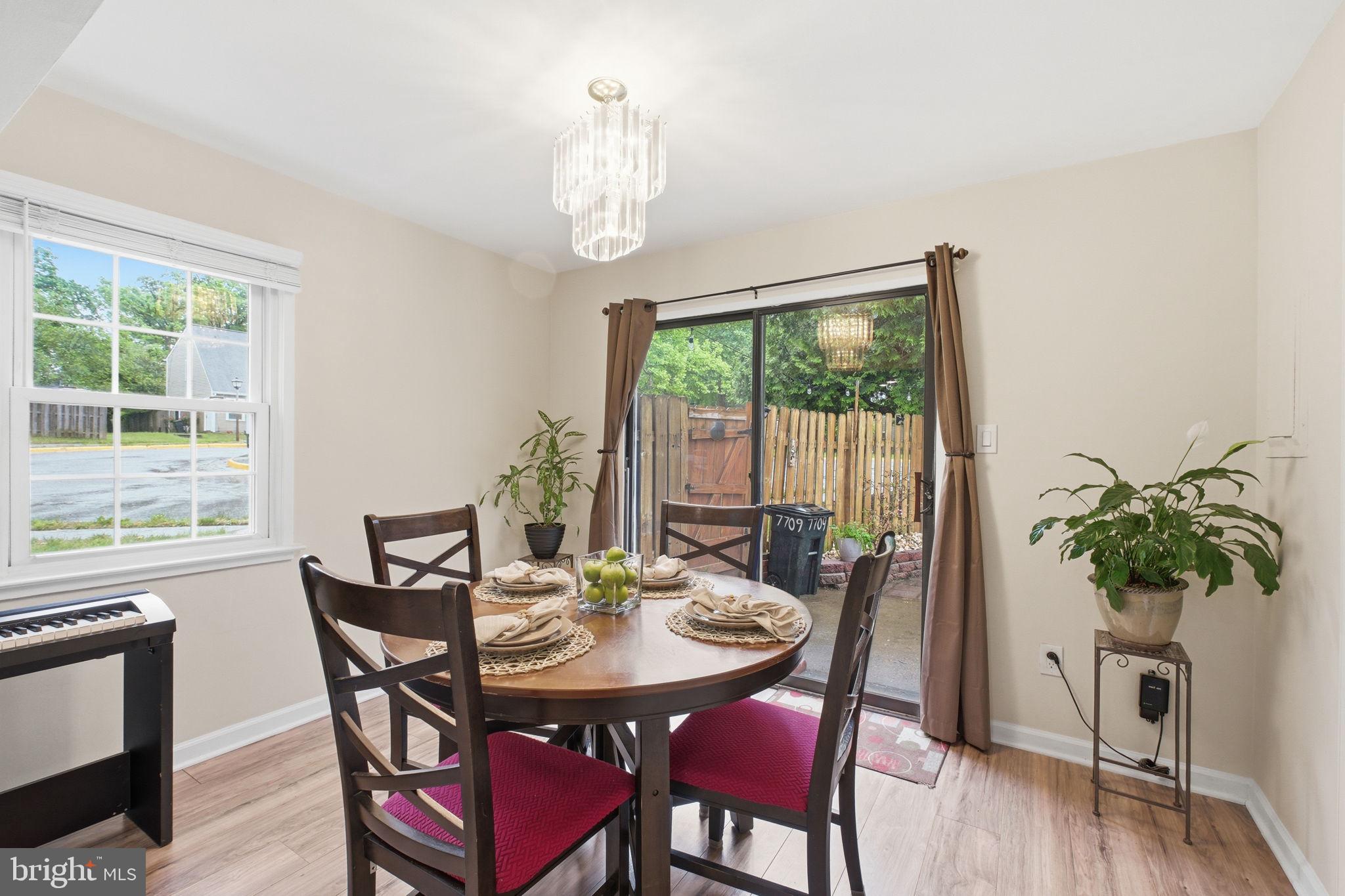 NEWINGTON STATION - Residential