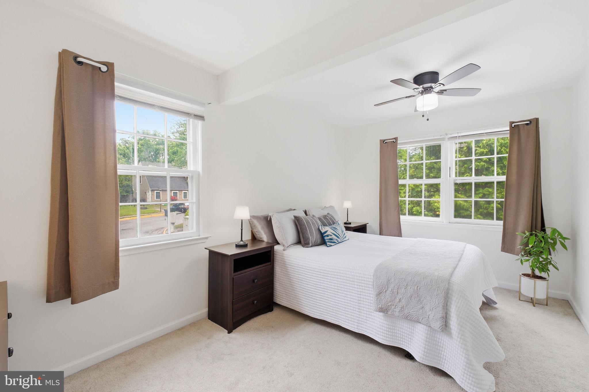 NEWINGTON STATION - Residential