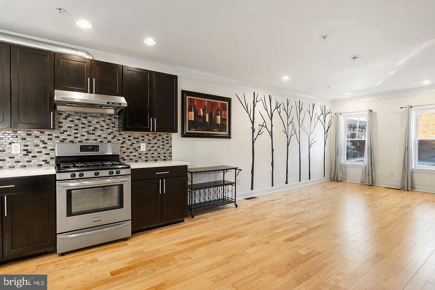 POINT BREEZE - Residential Lease