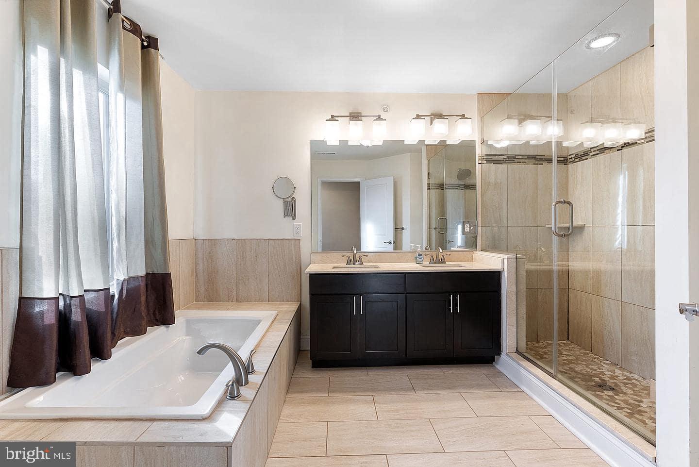 POINT BREEZE - Residential Lease