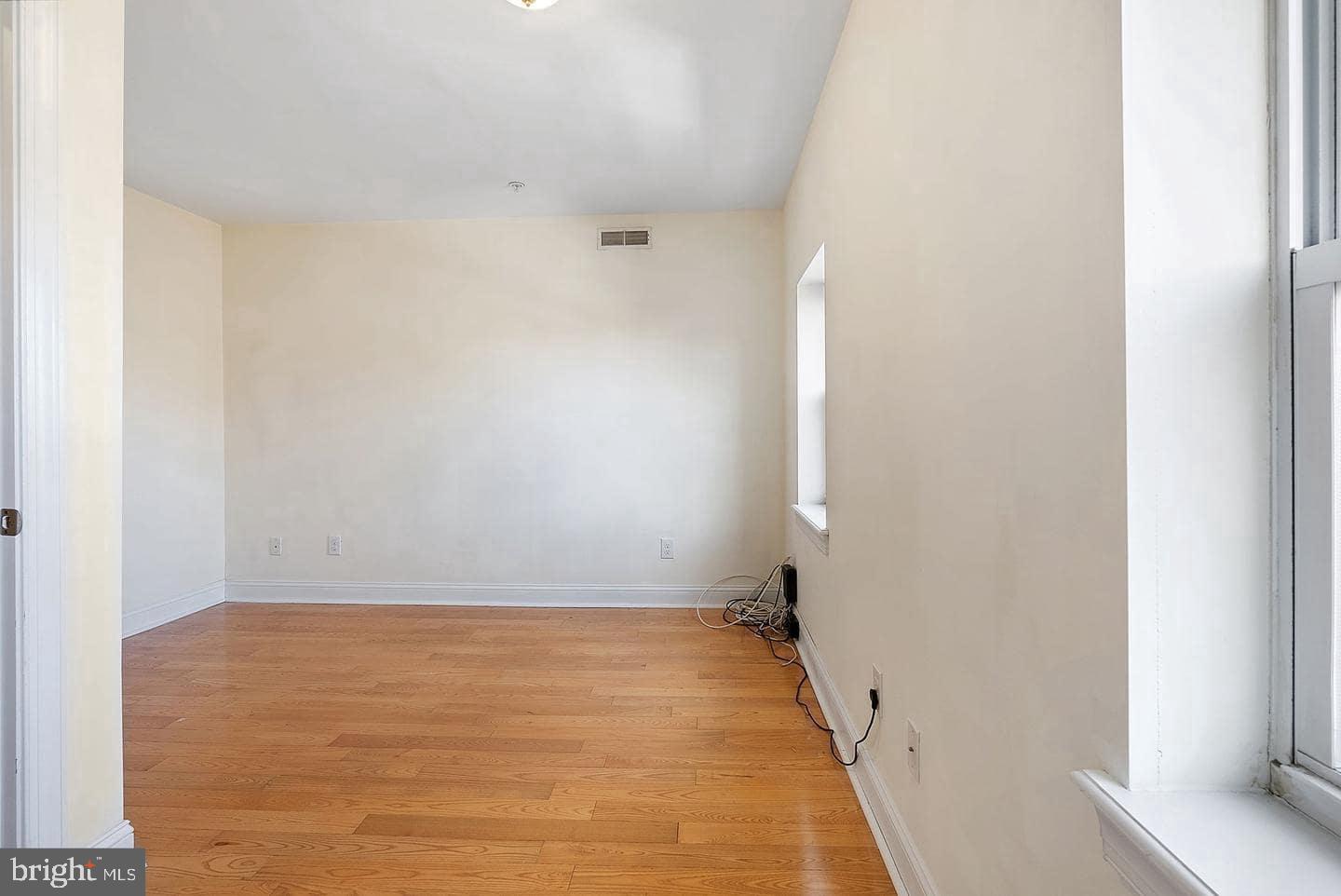 POINT BREEZE - Residential Lease