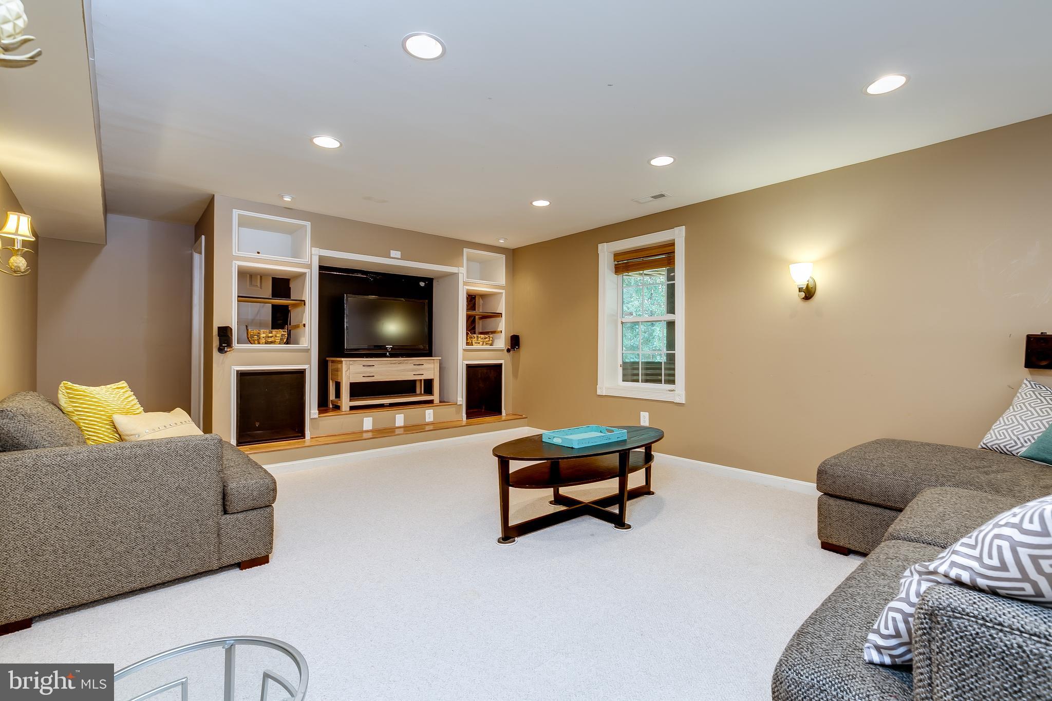 CABIN VILLAGE - Residential