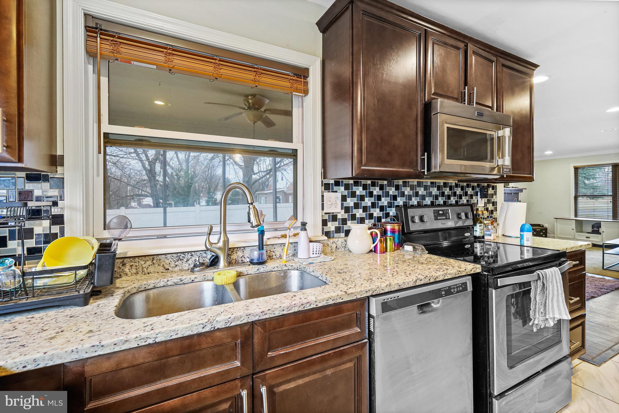 TEMPLE HILLS - Residential