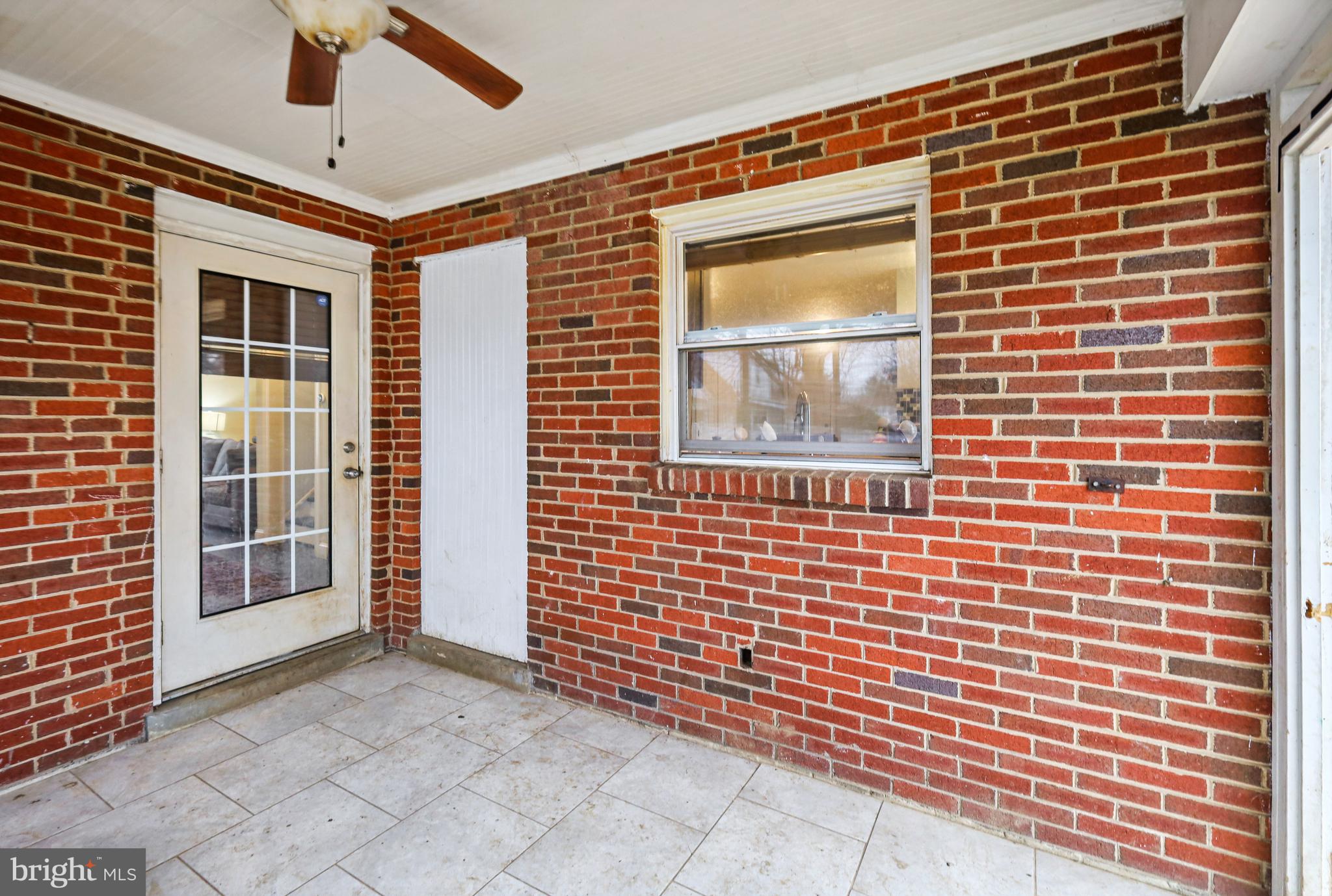 TEMPLE HILLS - Residential