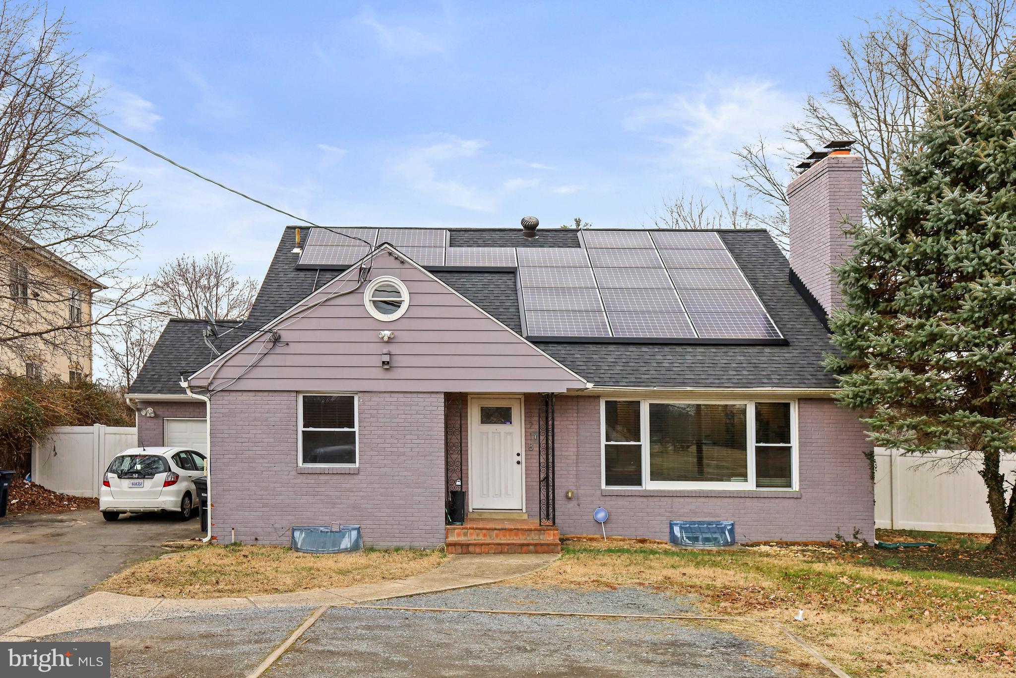 TEMPLE HILLS - Residential