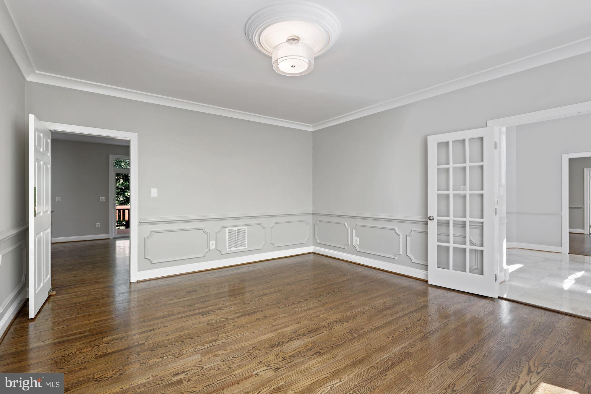 BROWNS MILL FOREST - Residential