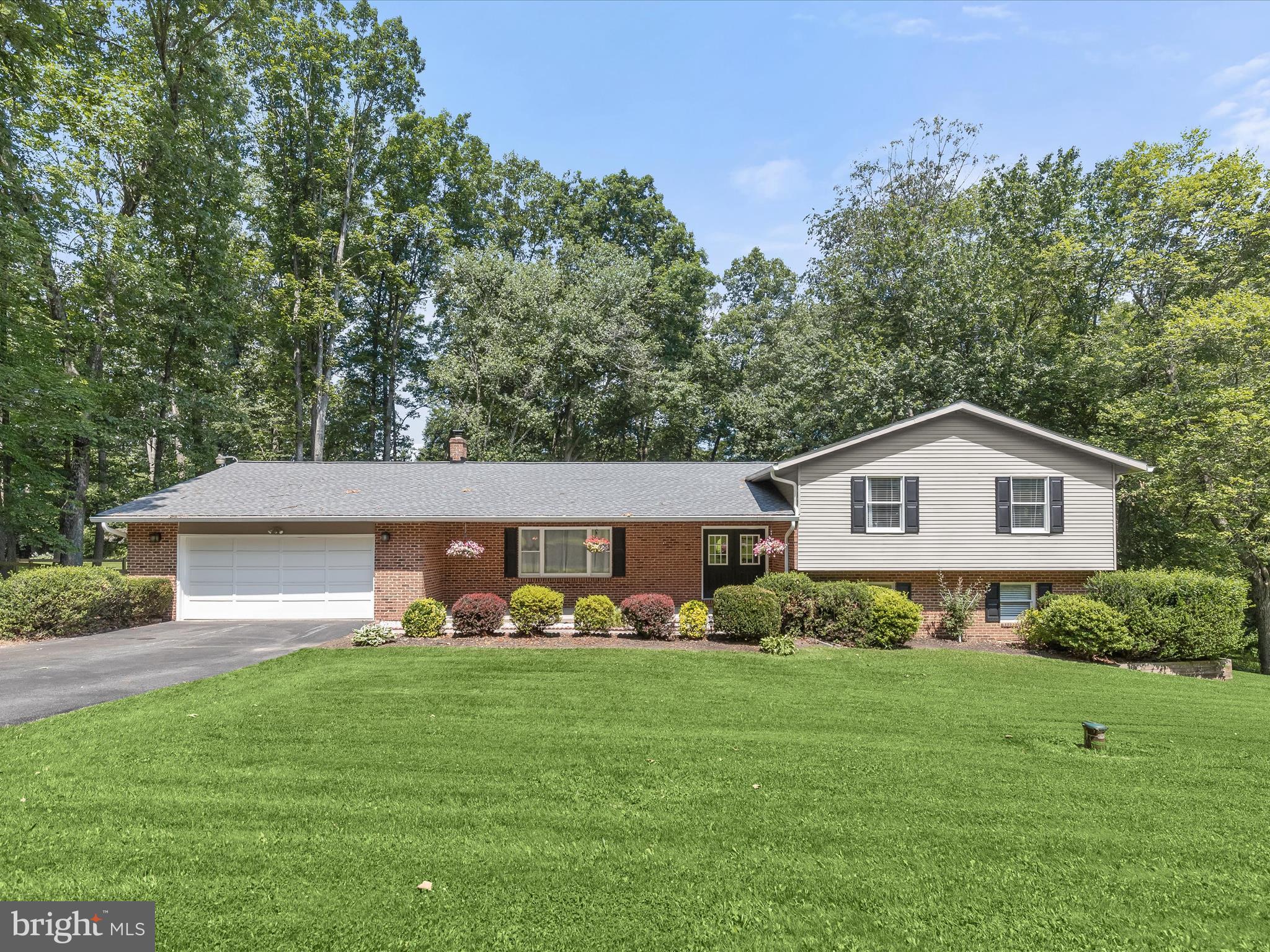 CARROLL ESTATES - Residential