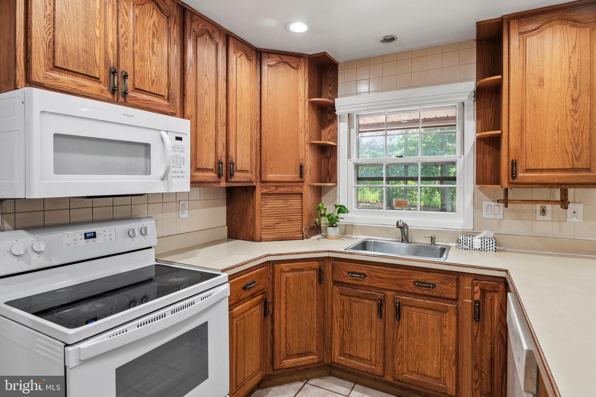 MONTPELIER - Residential