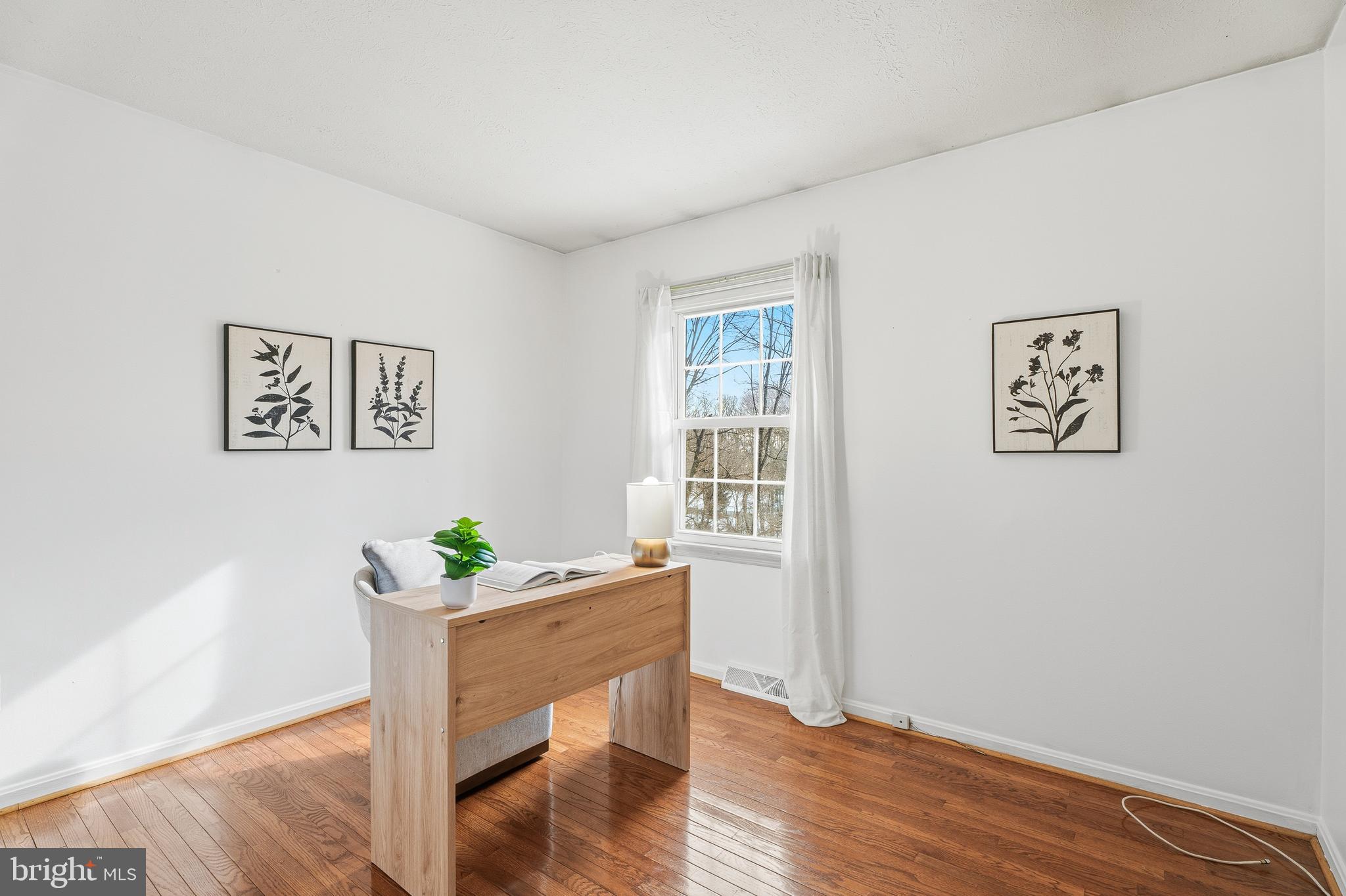 HAMPSTEAD - Residential