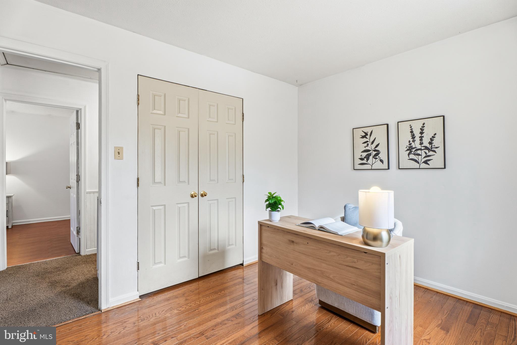 HAMPSTEAD - Residential