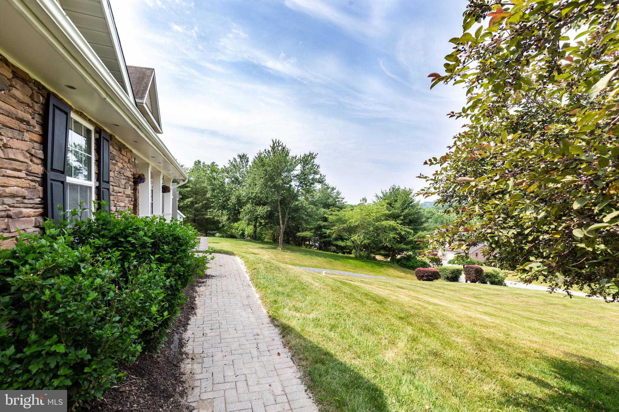 KELLYS DELIGHT - Residential