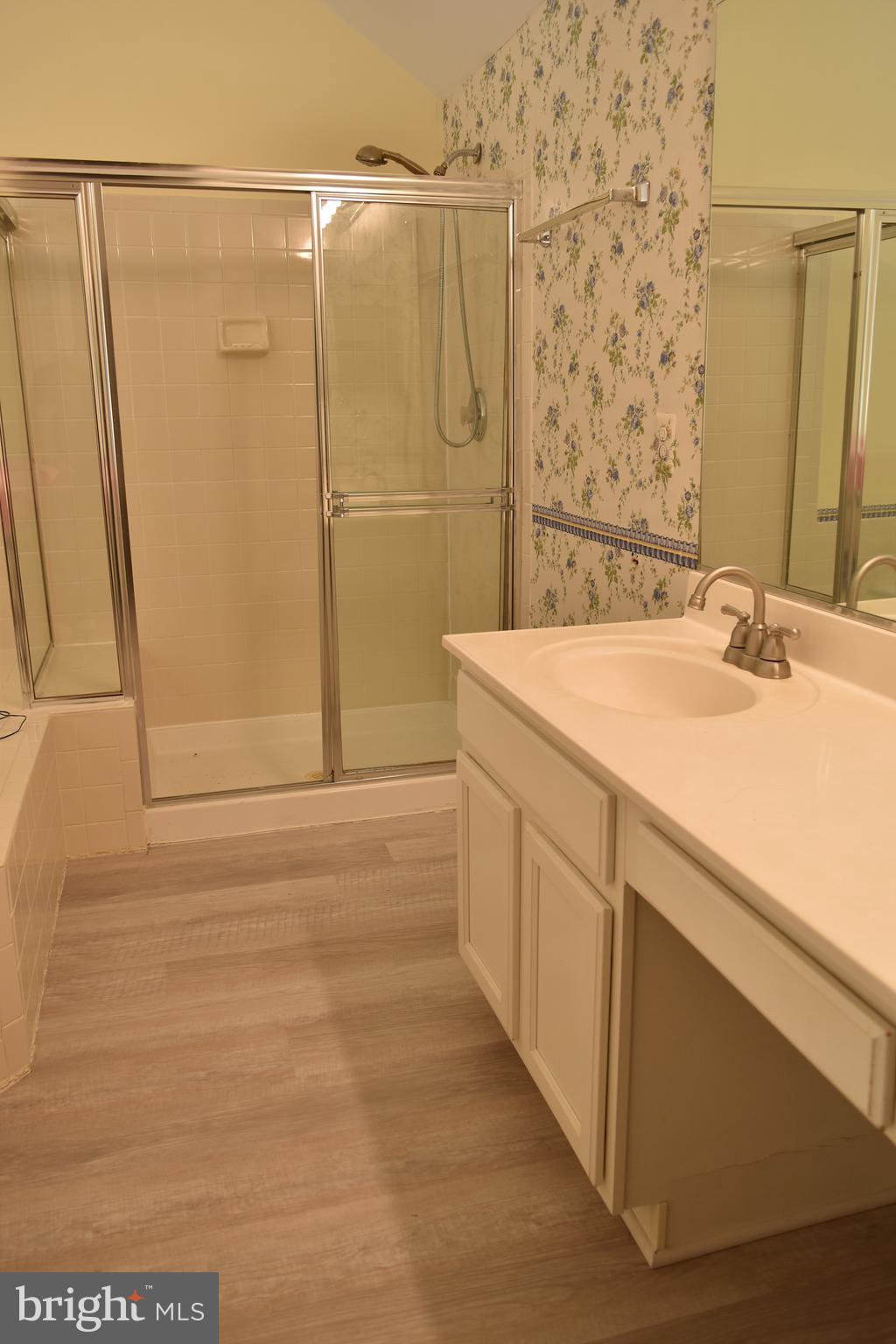 ARMISTEAD PARK - Residential Lease