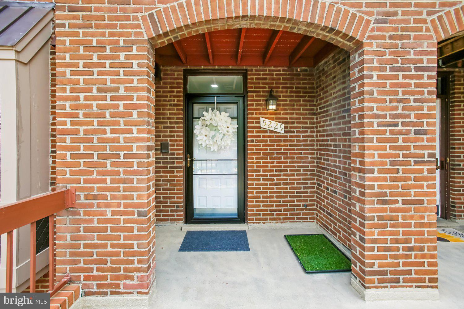 GROSVENOR MEWS - Residential