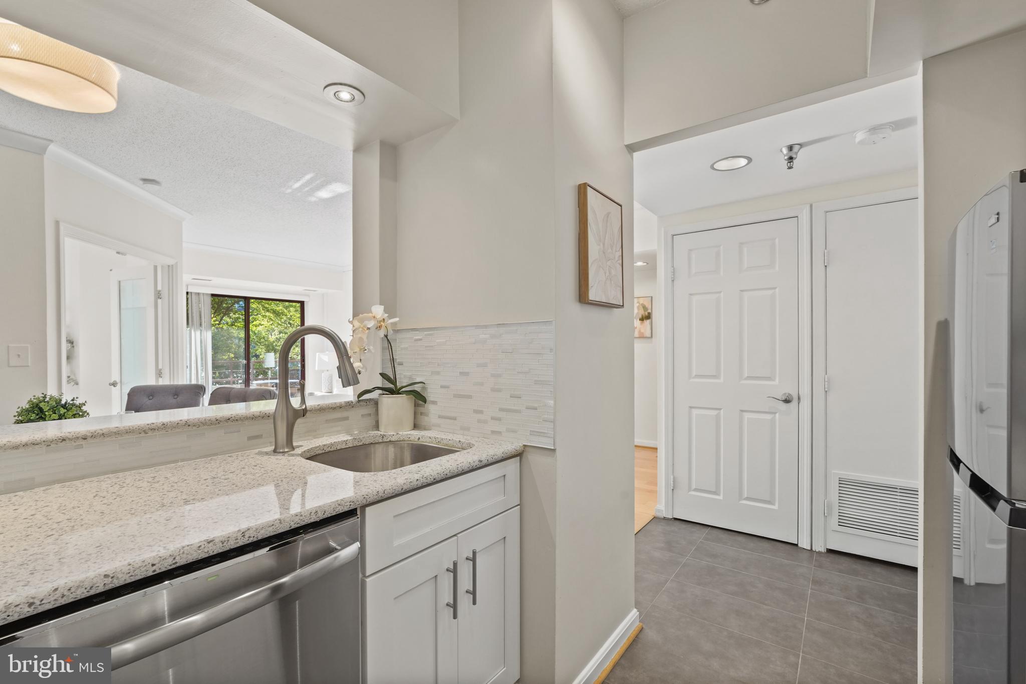 2400 CLARENDON BOULEVARD 103