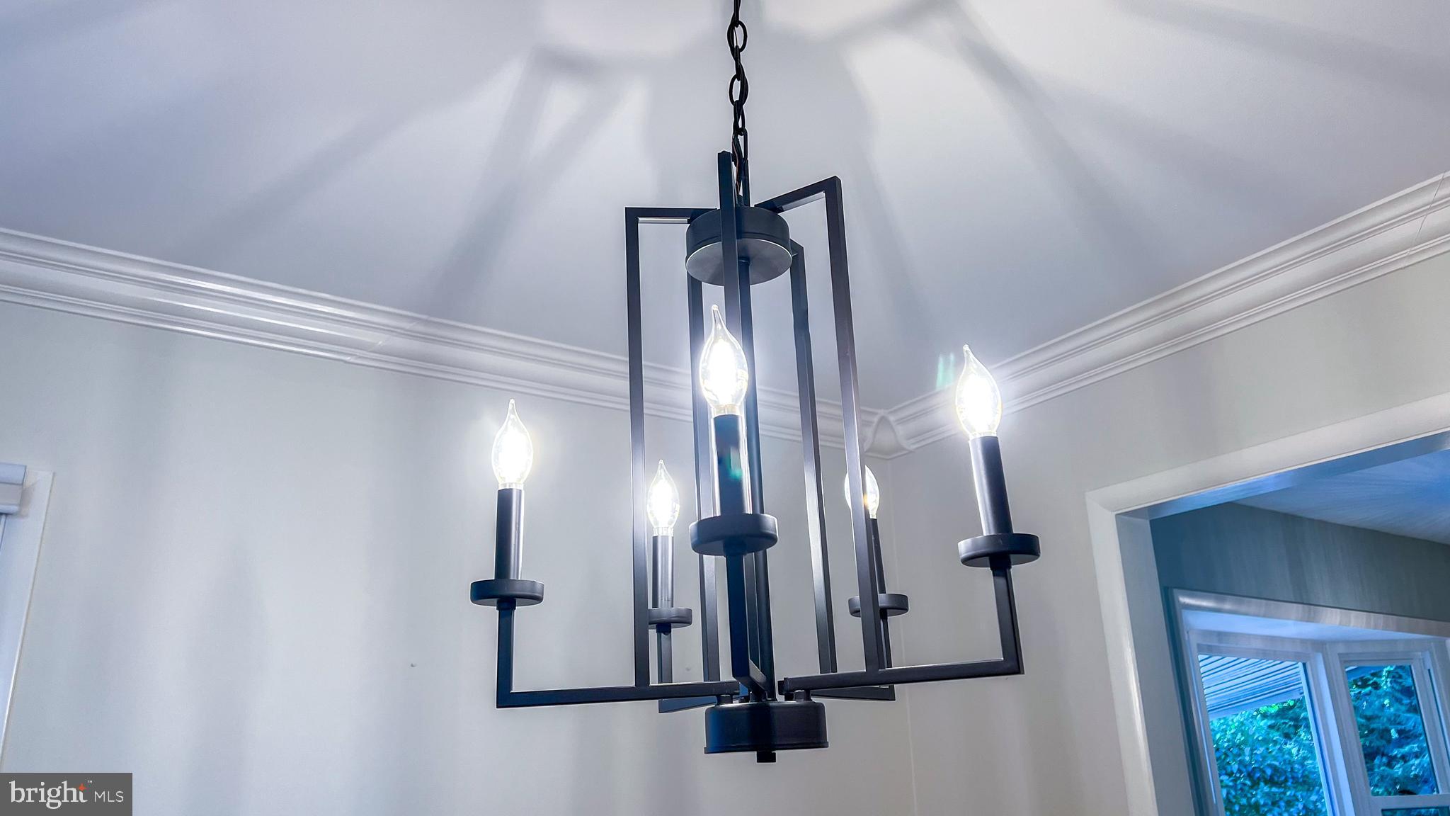 ROLLING KNOLLS - Residential