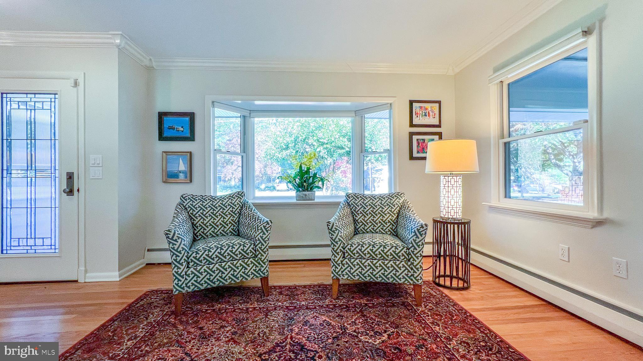 ROLLING KNOLLS - Residential