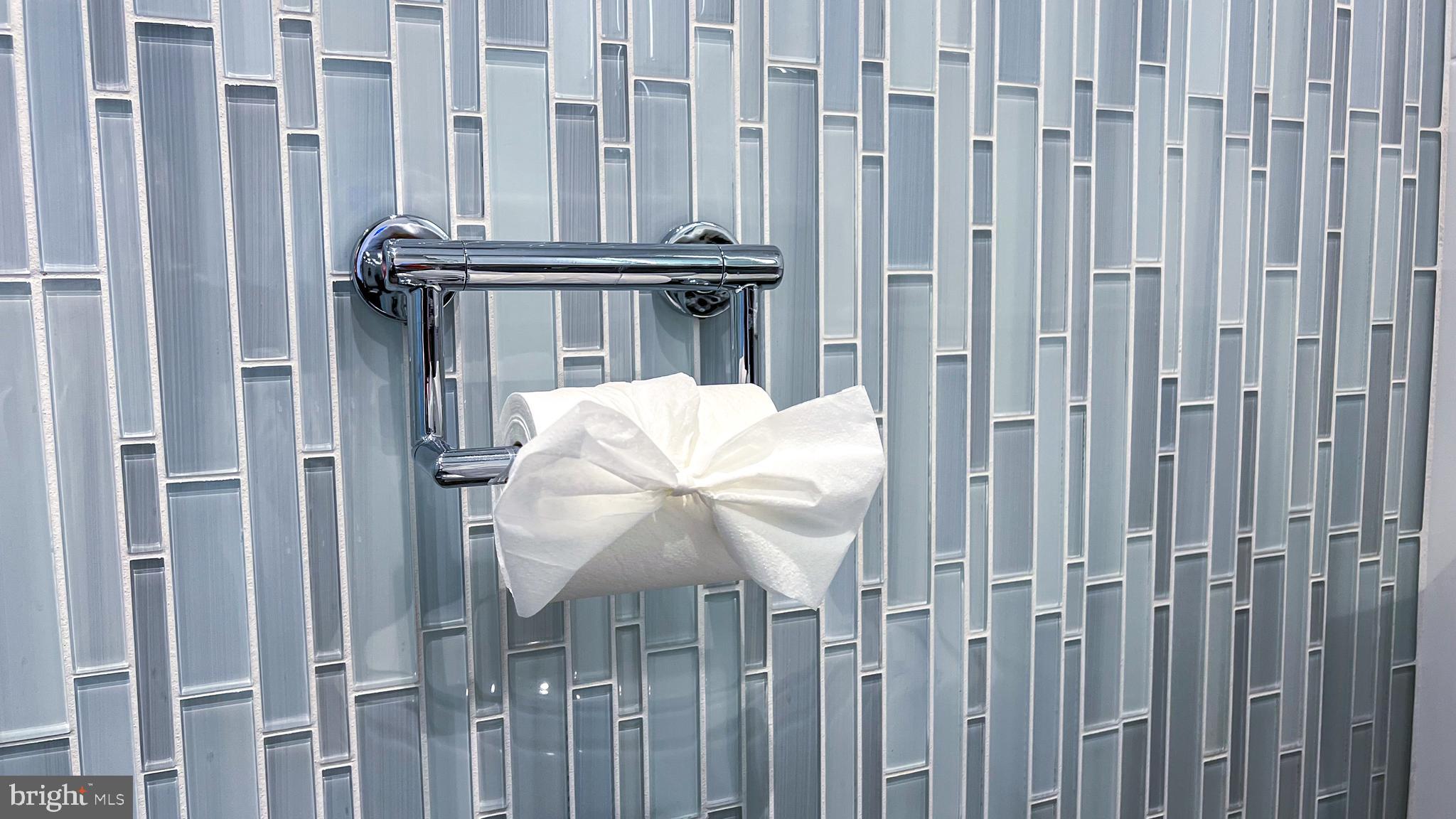 ROLLING KNOLLS - Residential