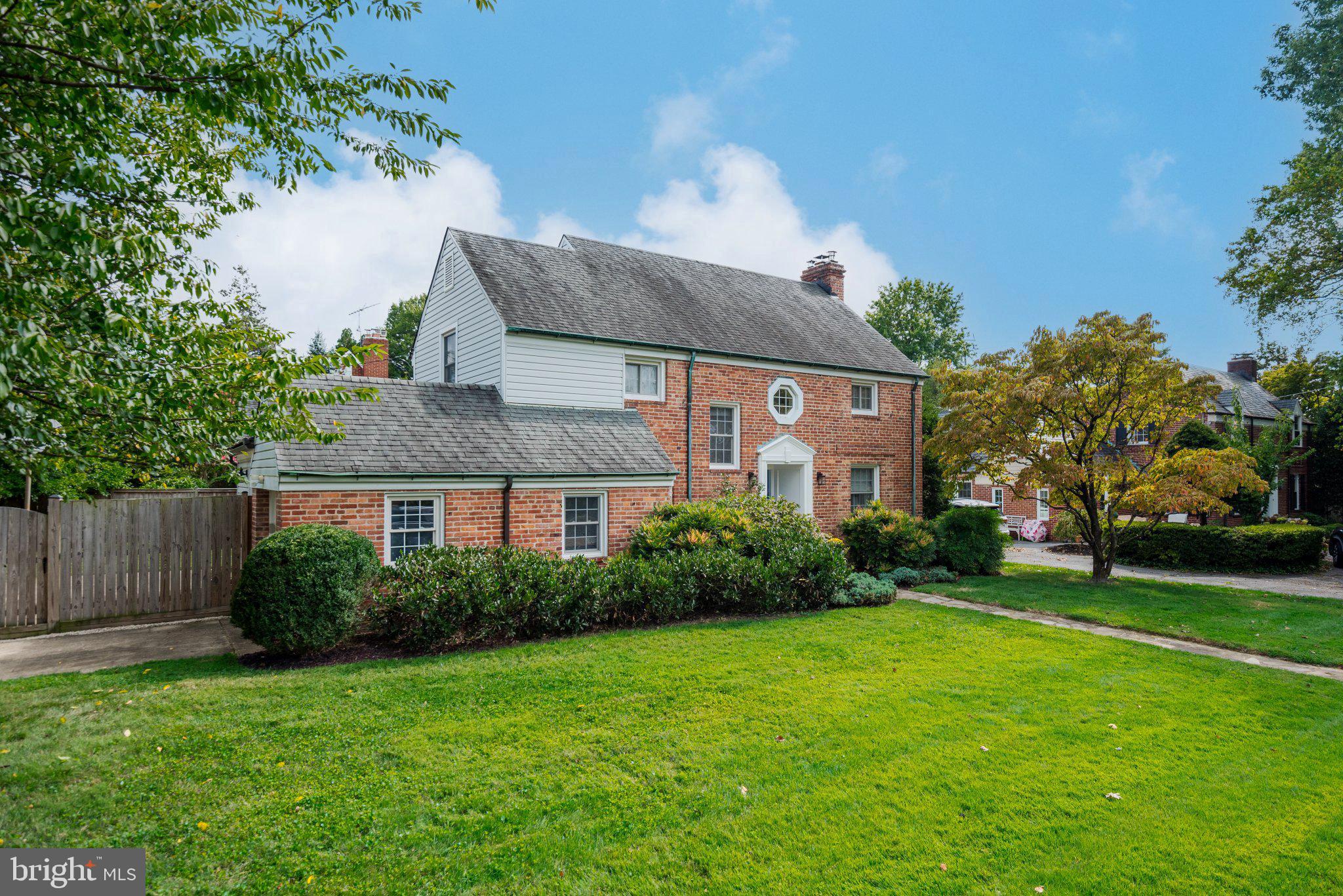 104 WILLIAMSBURG DRIVE