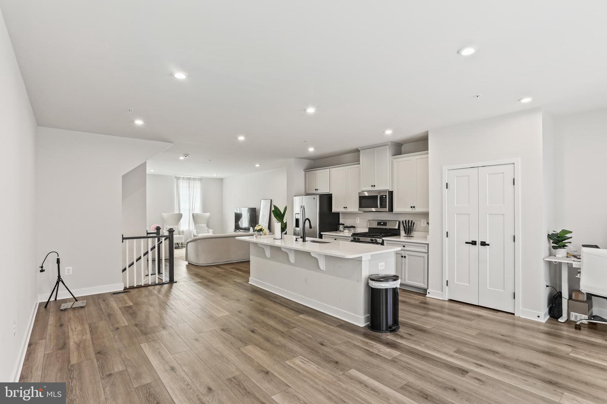 AMBER RIDGE - Residential Lease