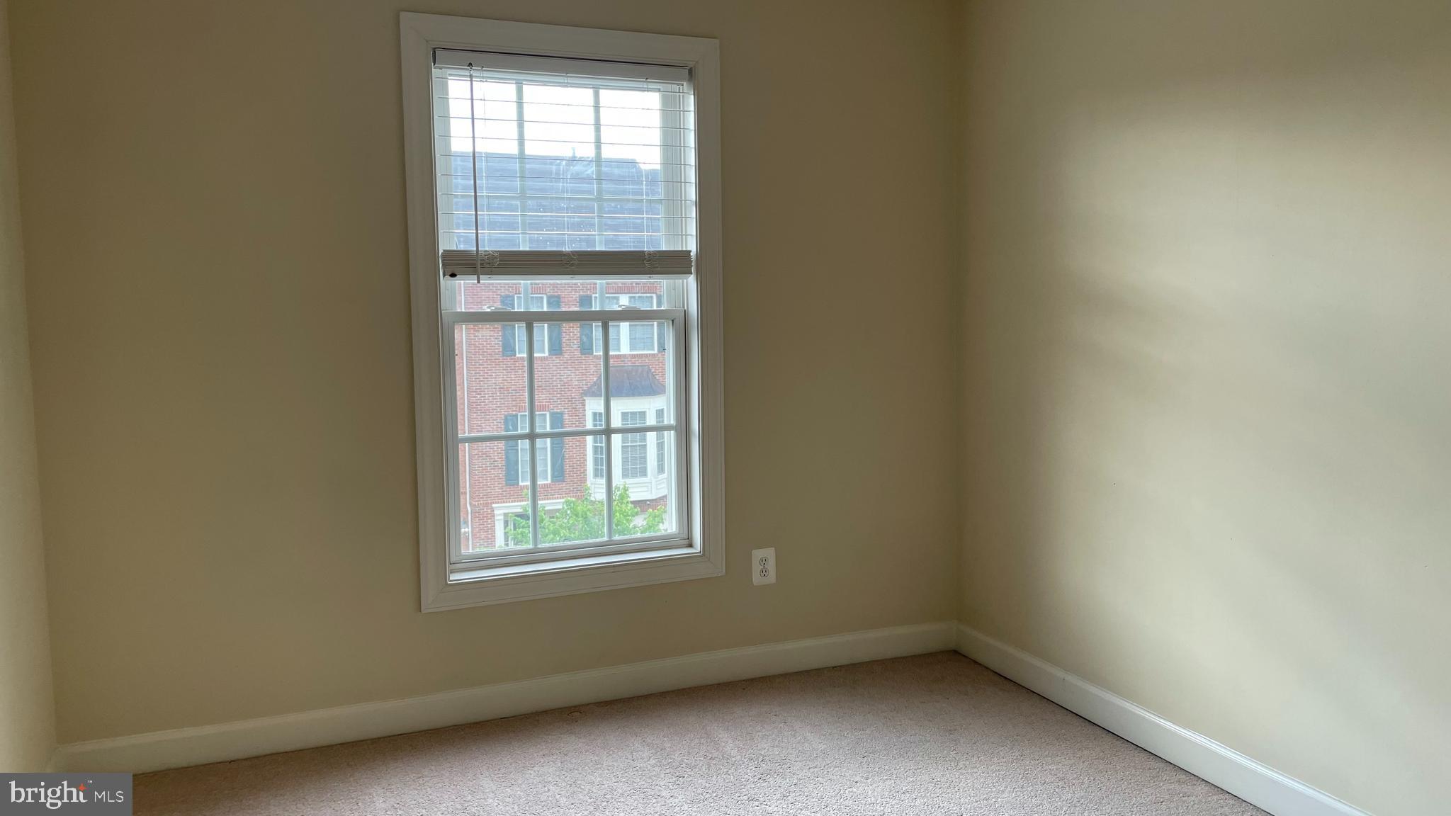 PRESERVE AT SMITH RUN - Residential Lease