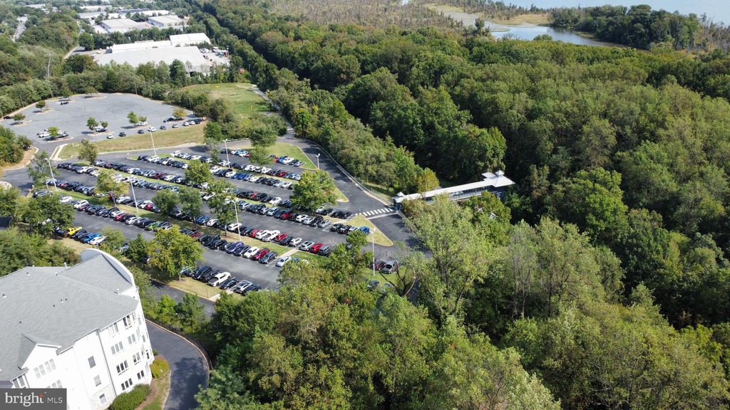 Photo of 1621 Ladue Court #105, WOODBRIDGE, VA 22191 (MLS # VAPW2105054)