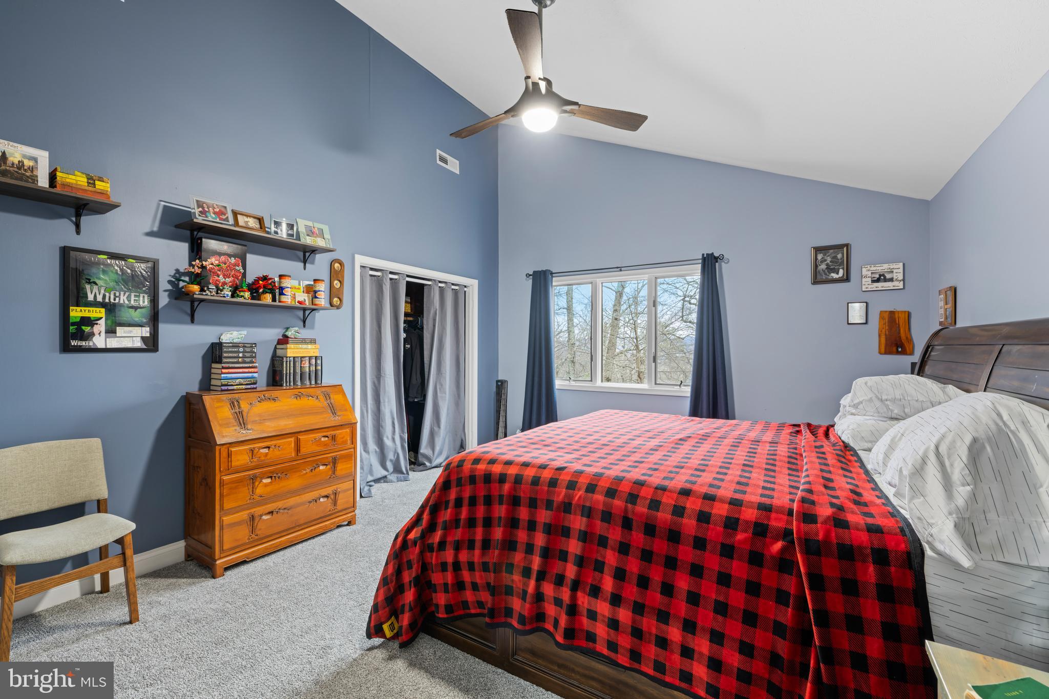 MASSANUTTEN - Residential