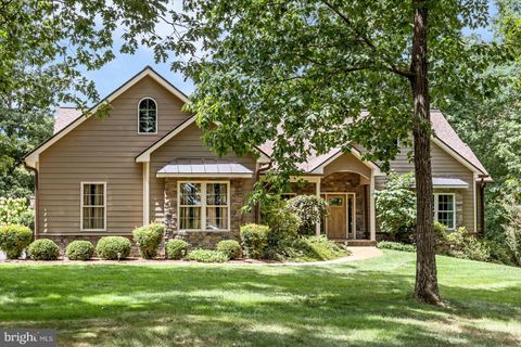 Homes For Sale - 103 Comforter Lane<br/> CLEAR BROOK, VA 22624