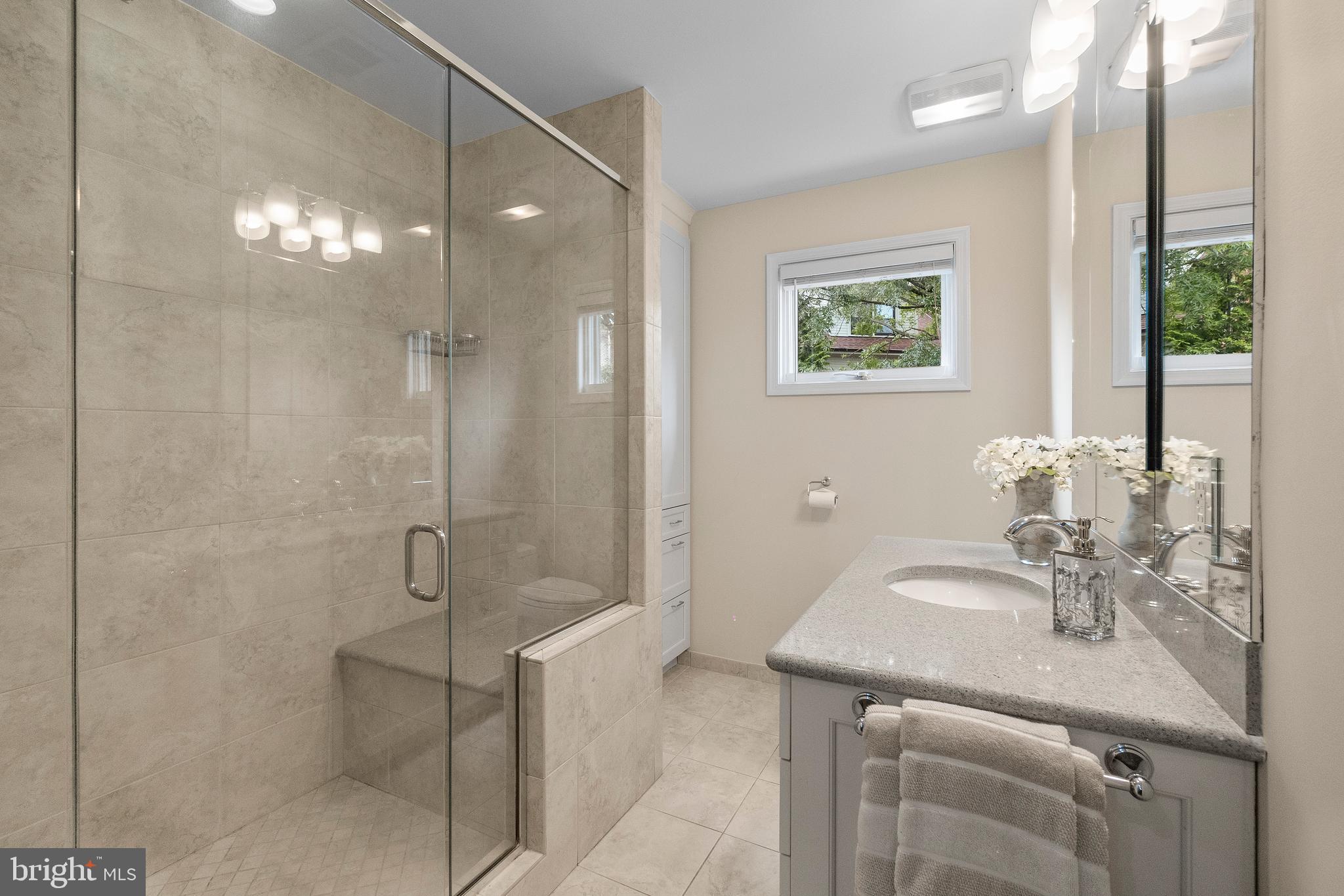 LANDMARK MEWS - Residential Lease