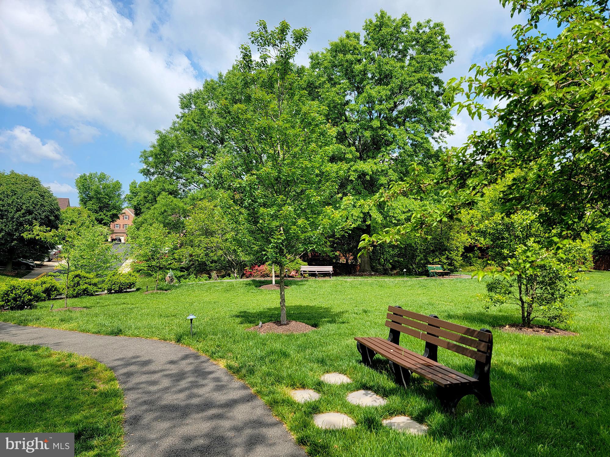 LANDMARK MEWS - Residential Lease