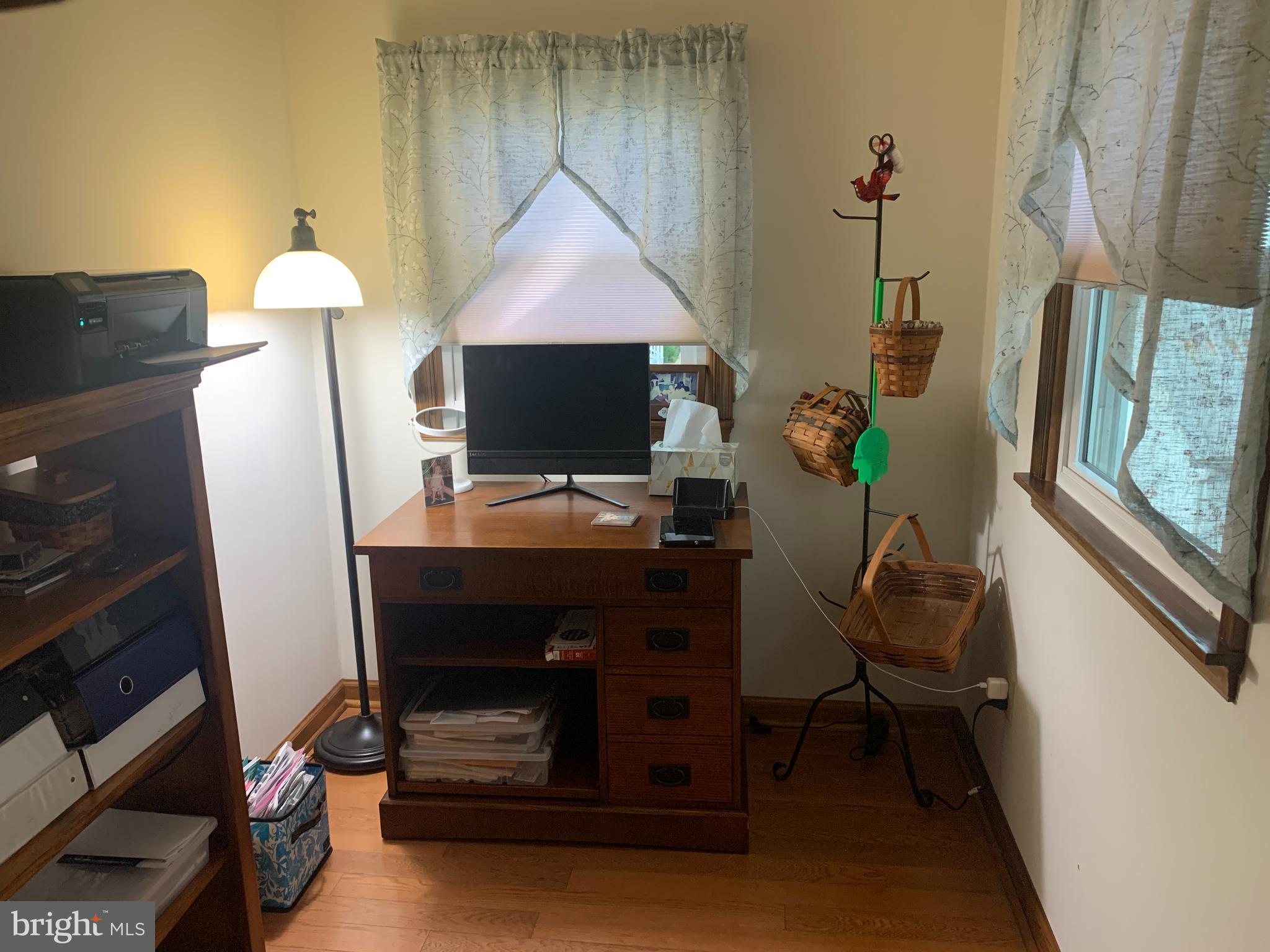 ROCK HALL - Residential