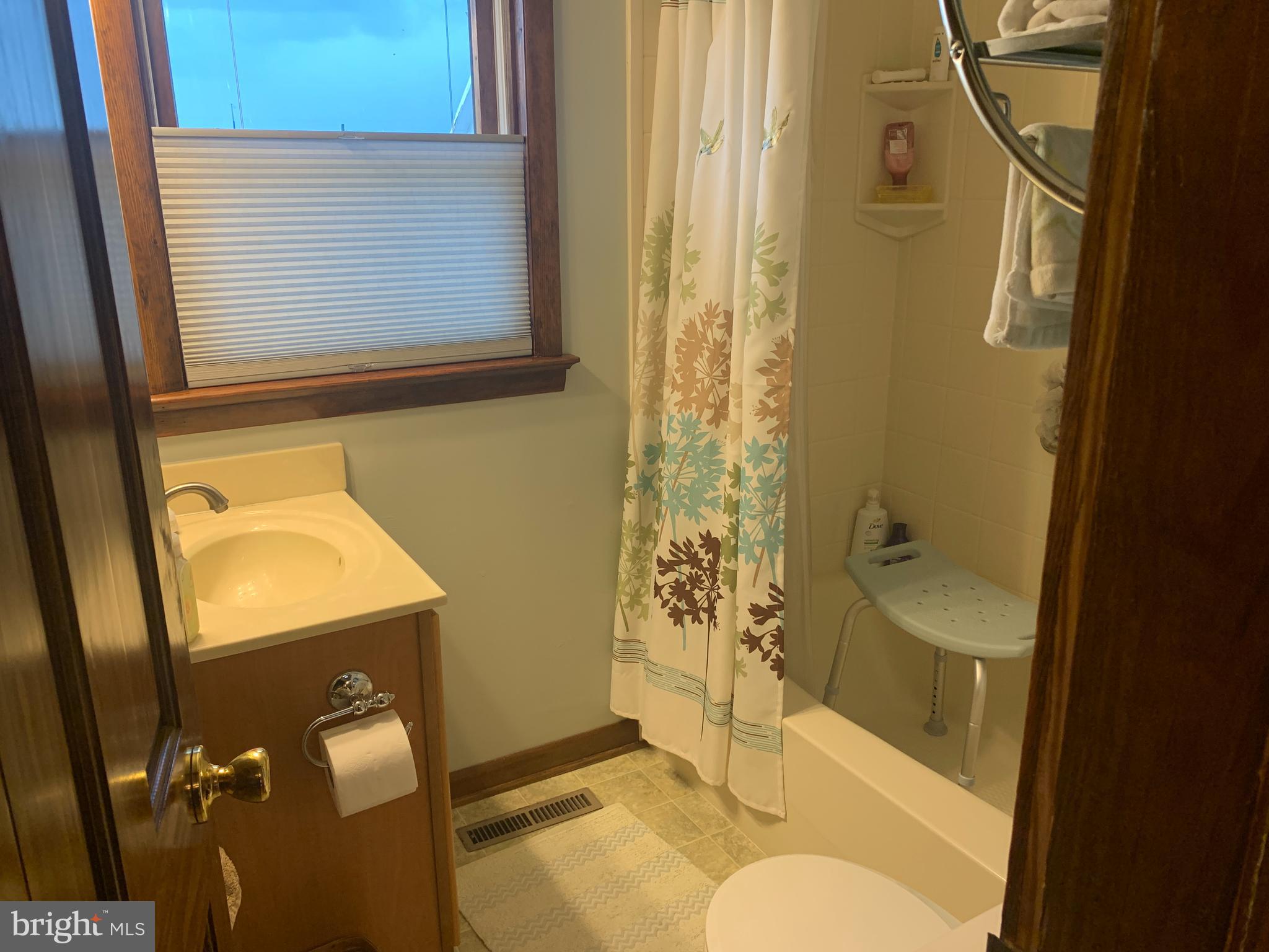 ROCK HALL - Residential