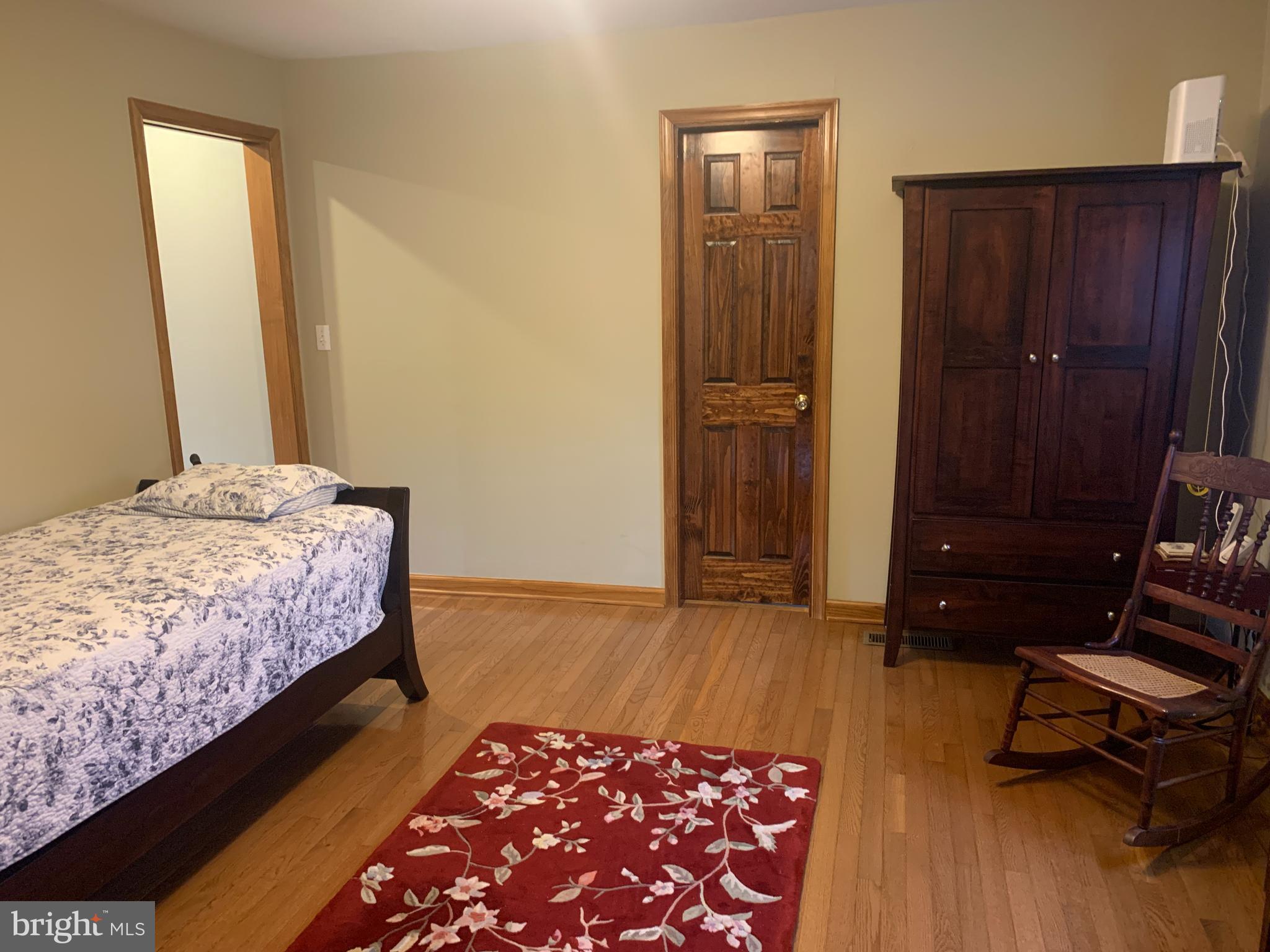 ROCK HALL - Residential