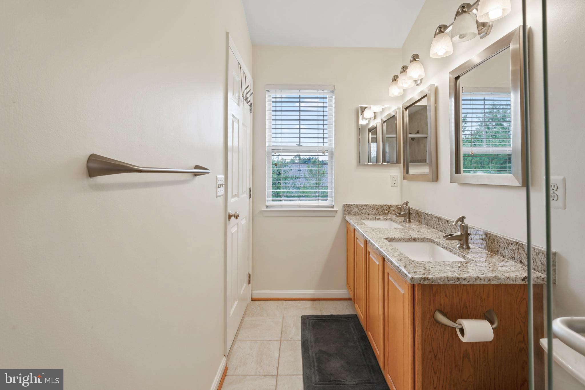 SOUTH RIDING - Residential