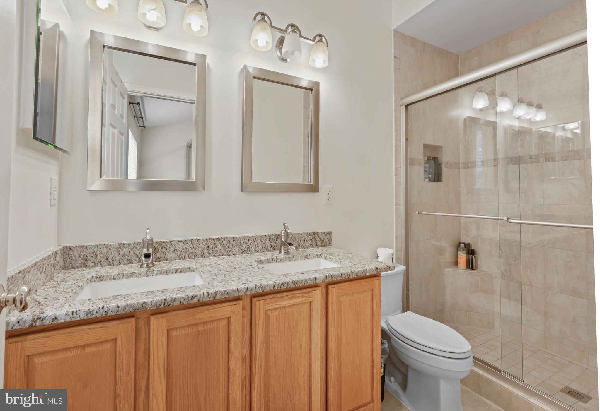 SOUTH RIDING - Residential