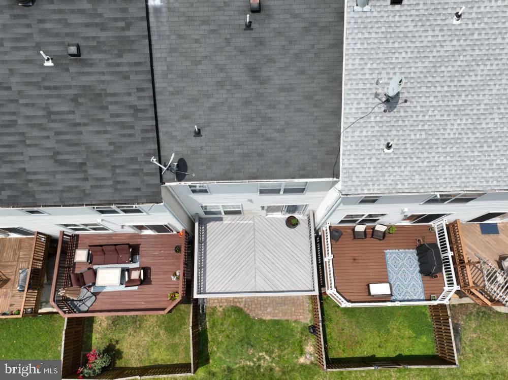 SOUTH RIDING - Residential