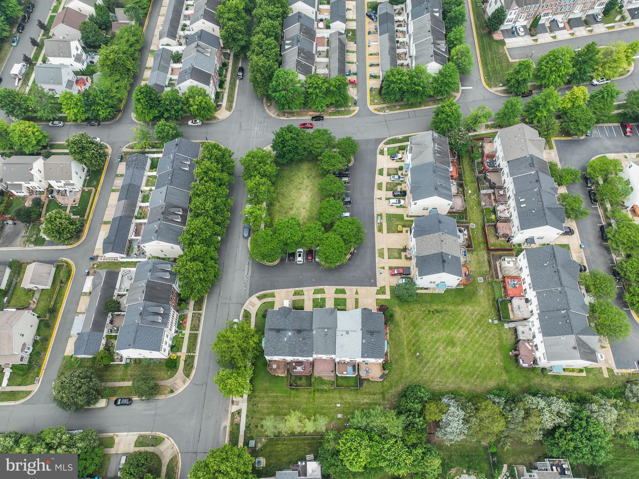 SOUTH RIDING - Residential
