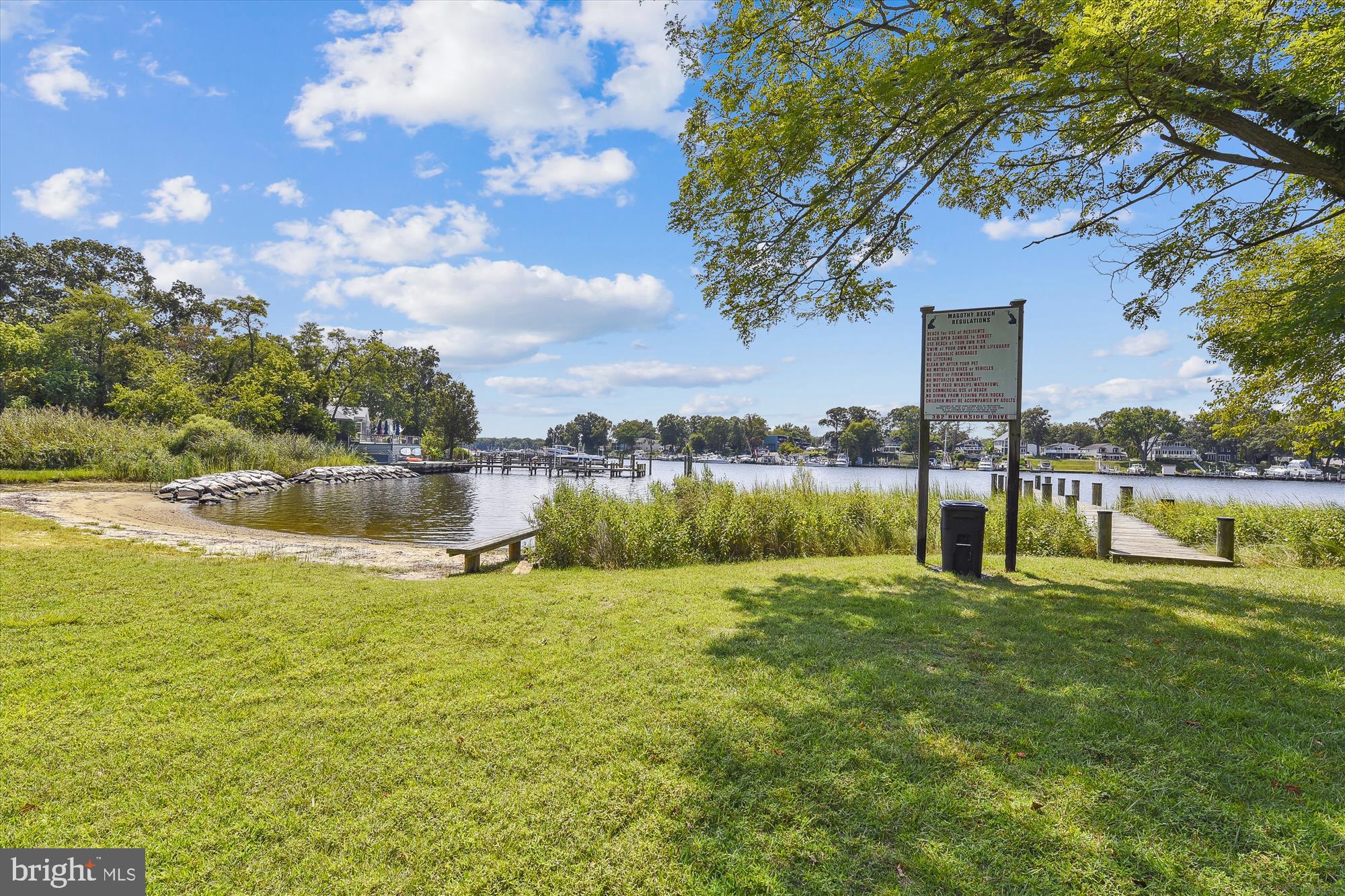 UPPER MAGOTHY BEACH - Residential